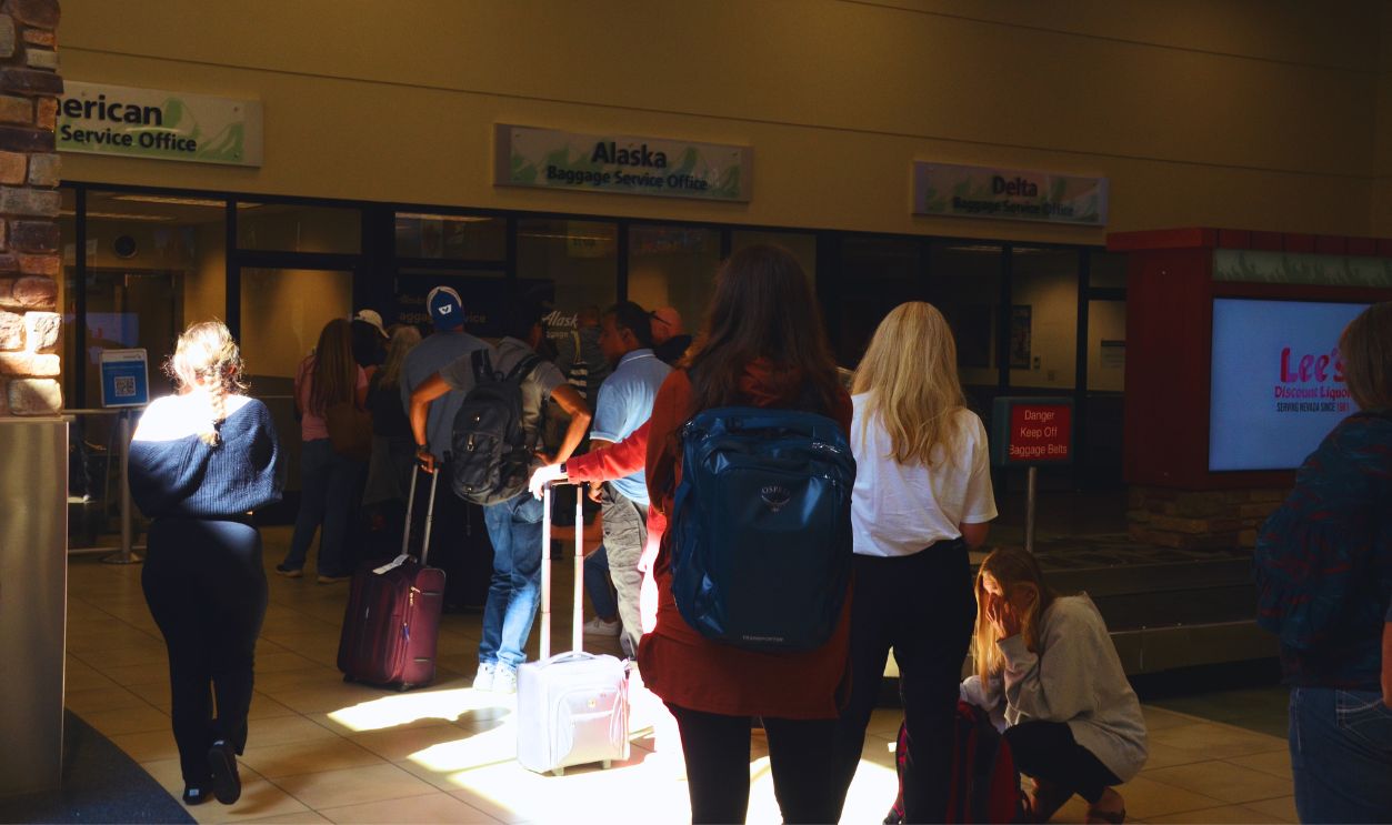 airline baggage service office