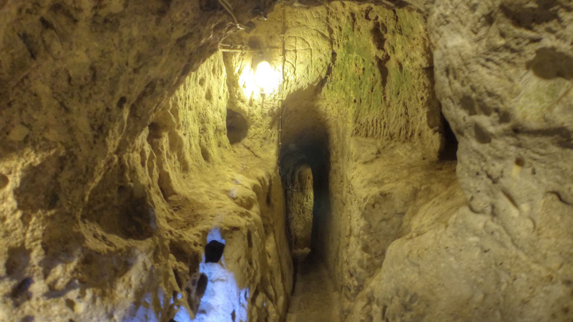 Derinkuyu Underground City in Cappadocia, Turkey. Christians fled the enemies and hid in this underground cities.
