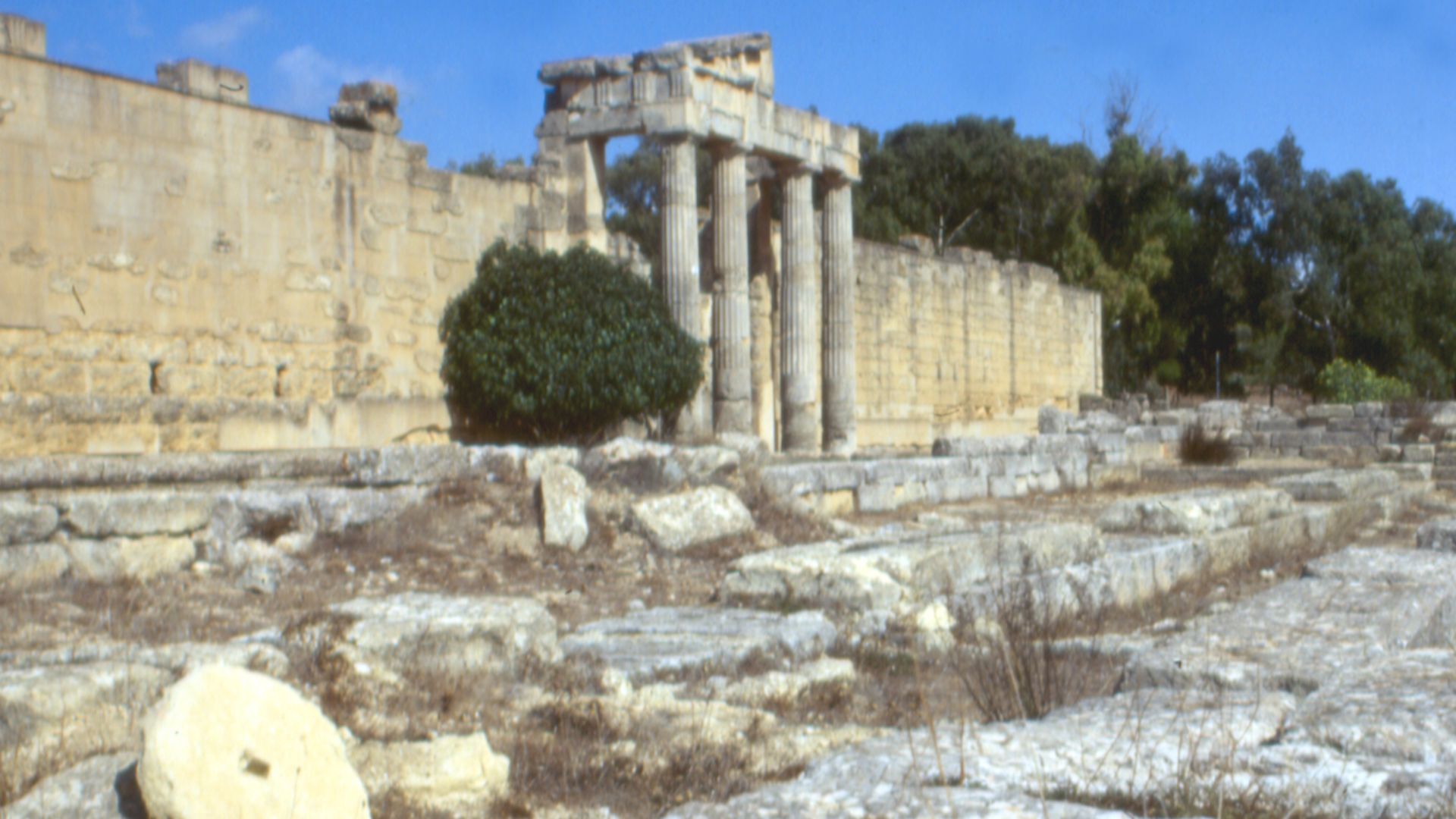 Libia, Cirene (sito archeologico), Ginnasio, propilei meridionali