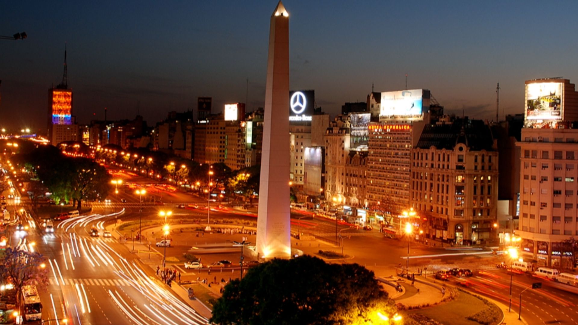 9 de Julio Avenue. Buenos Aires, Argentina.