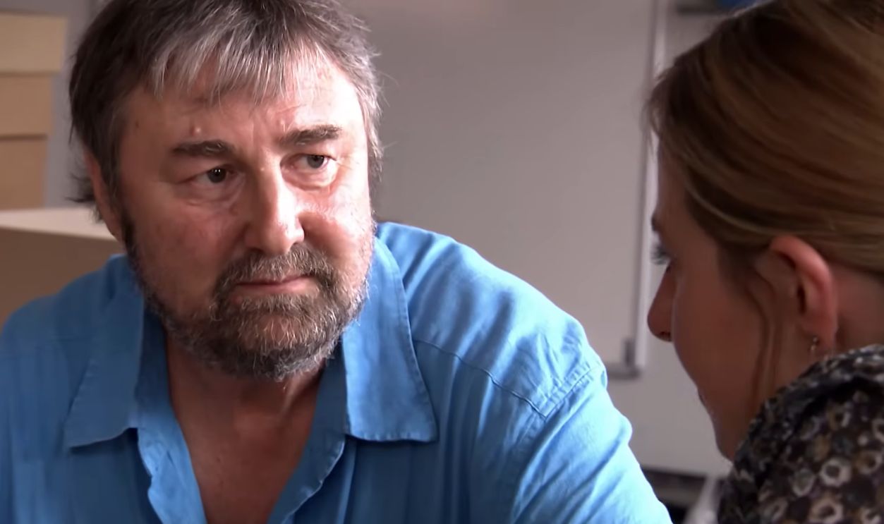 Screenshot from Meet the Ancestors (1998–2004)