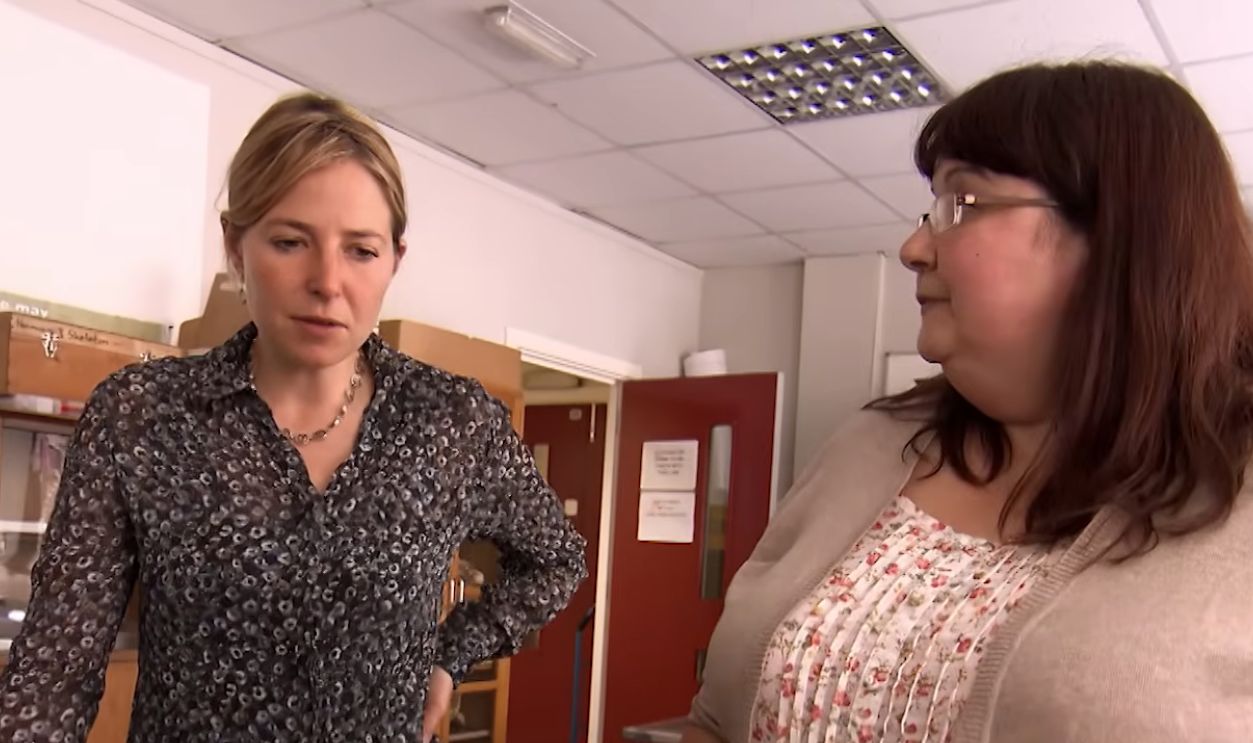 Screenshot from Meet the Ancestors (1998–2004)
