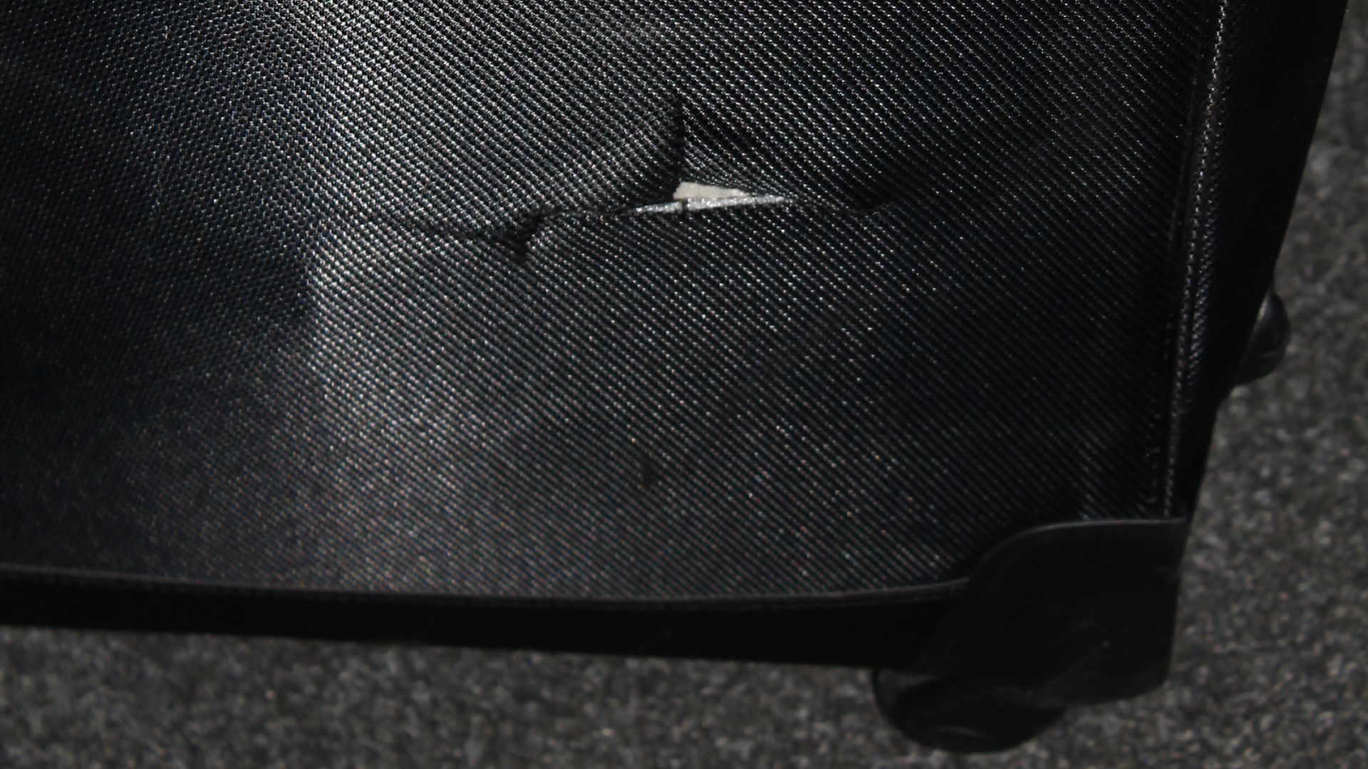 A shout-out to Janice for giving me a nice new Samsonite after United tore a hole in my quite-new luggage. (Luckily, I came out ahead on that deal.) No United status, either.