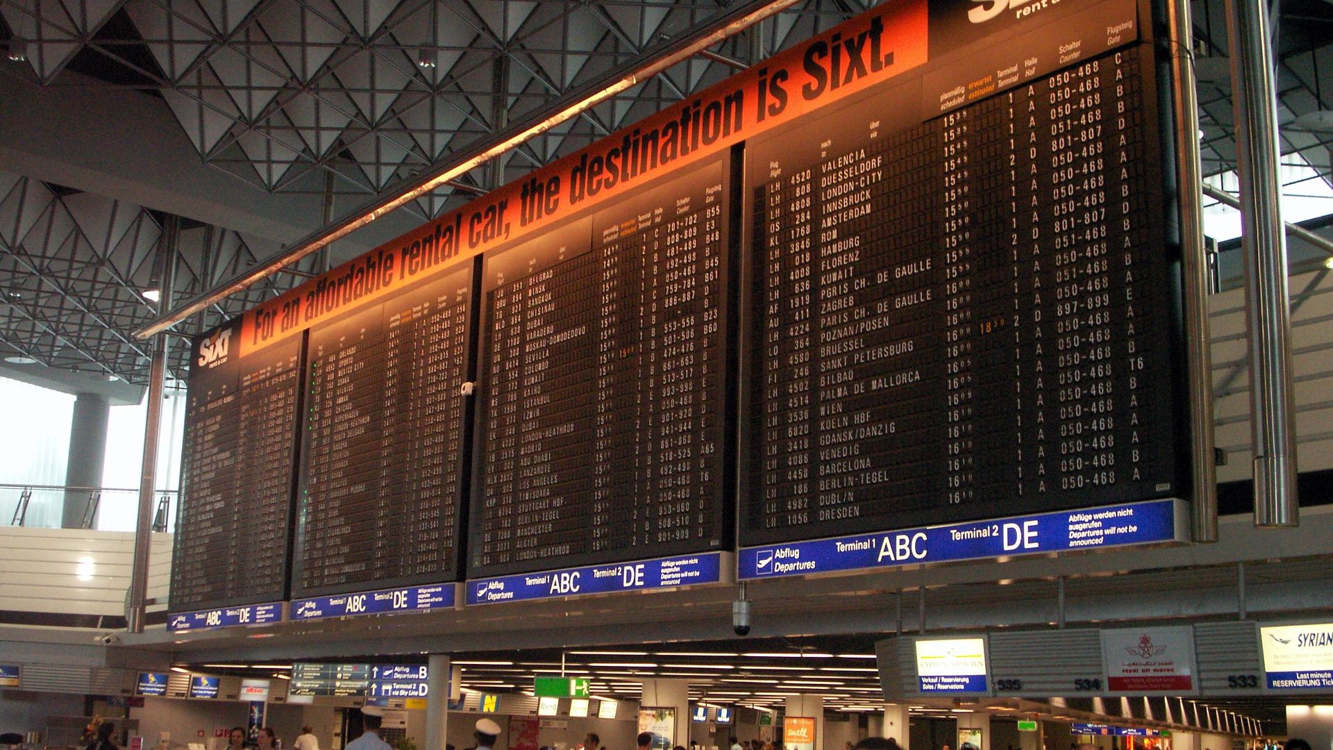 Information Panel, Terminal 1 at Frankfurt Airport