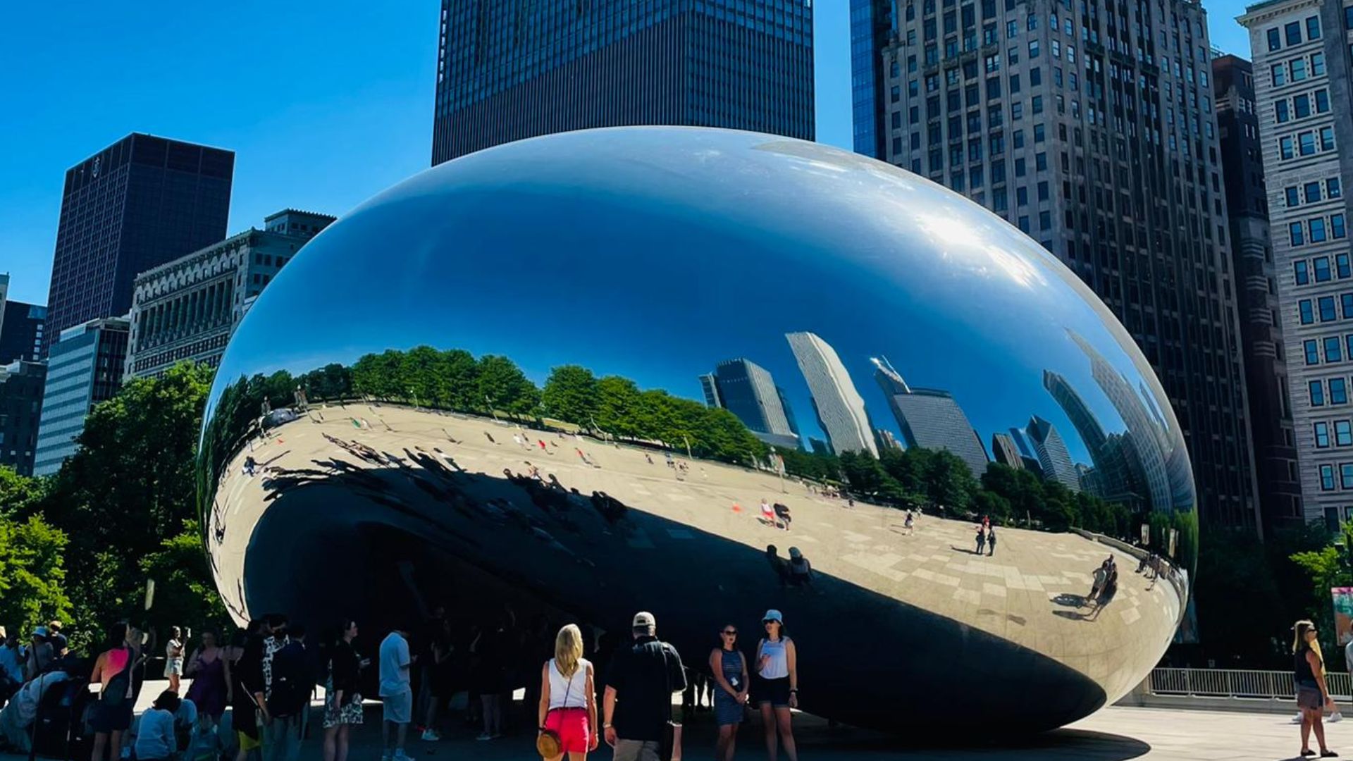 the Chicago bean reflecting some of it's surrounding