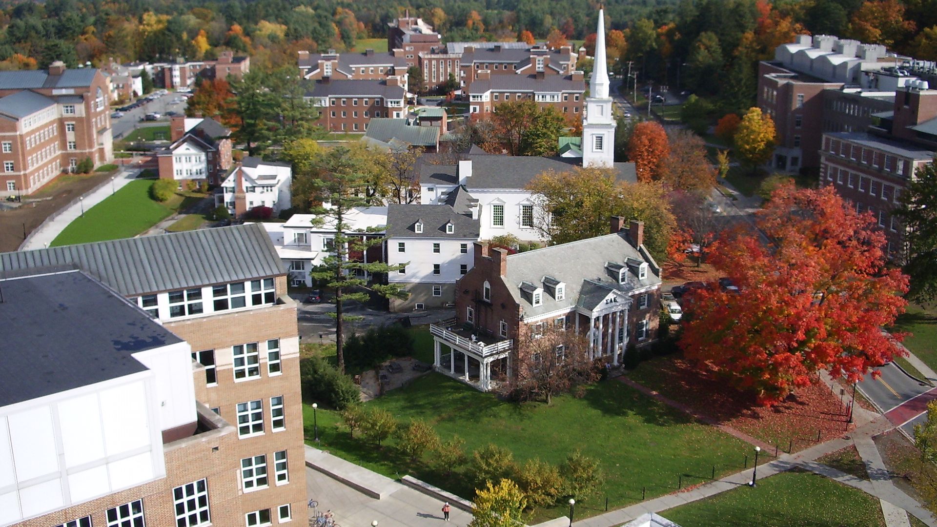 A photo of the campus of Dartmouth College in Hanover, New Hampshire, taken from the tower of Baker tower.