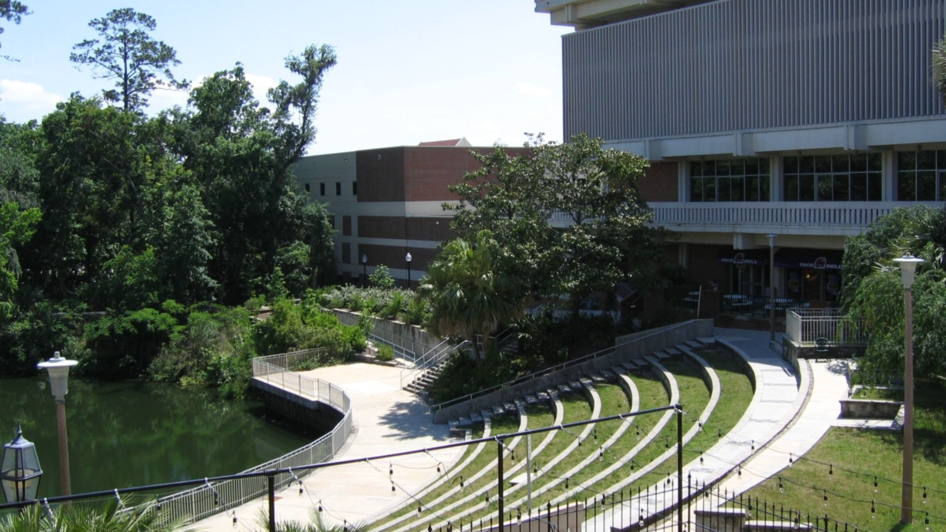 File:Dsg UF Reitz Union 20050507.jpg
