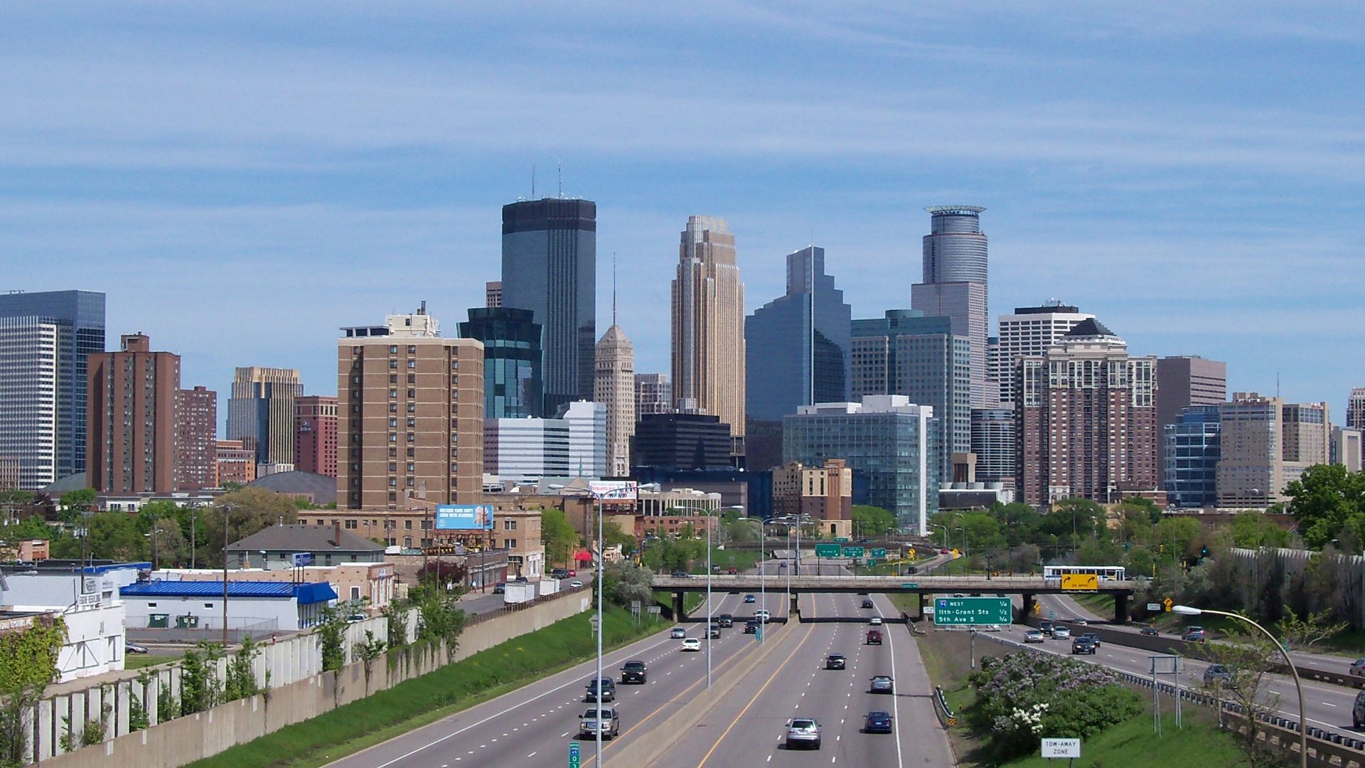 Dowtown Minneapolis, Minnesota, USA from the south.