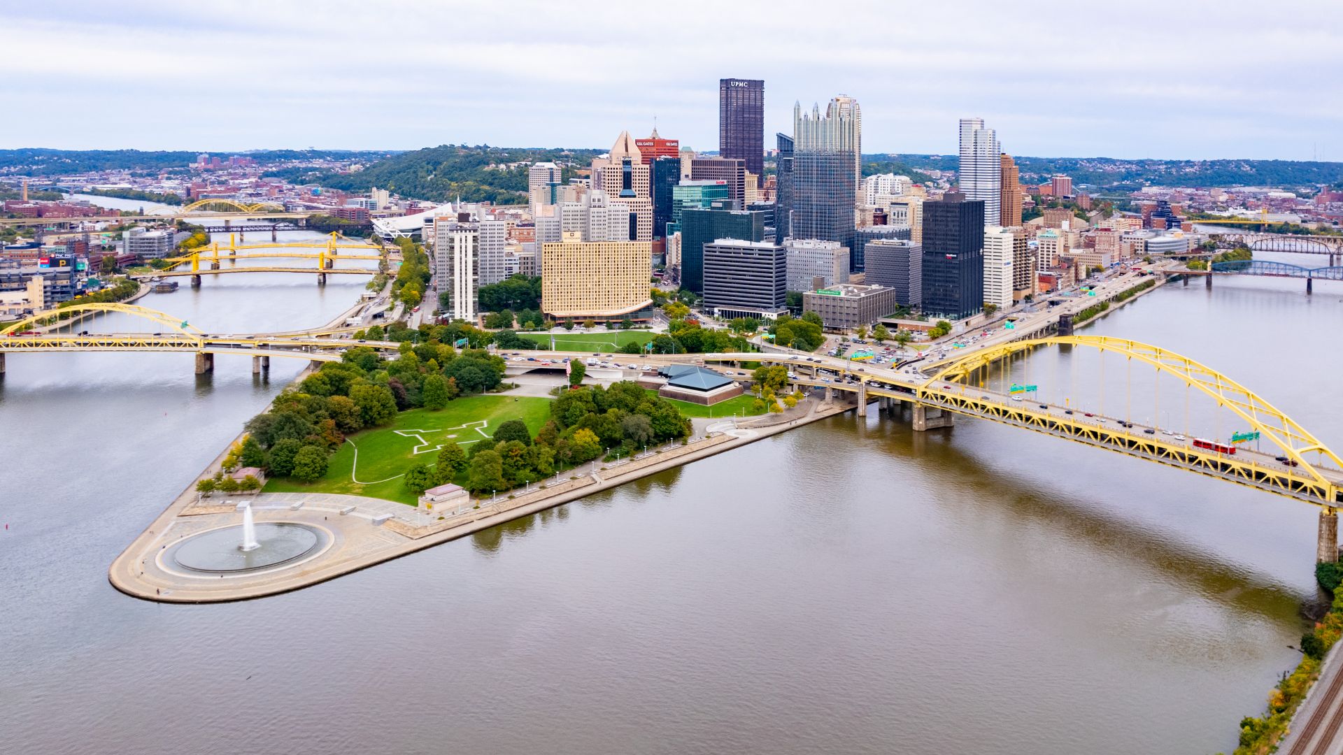 Ariel view of Pittsburgh, Pennsylvania at Point State Park where the Ohio River begins.