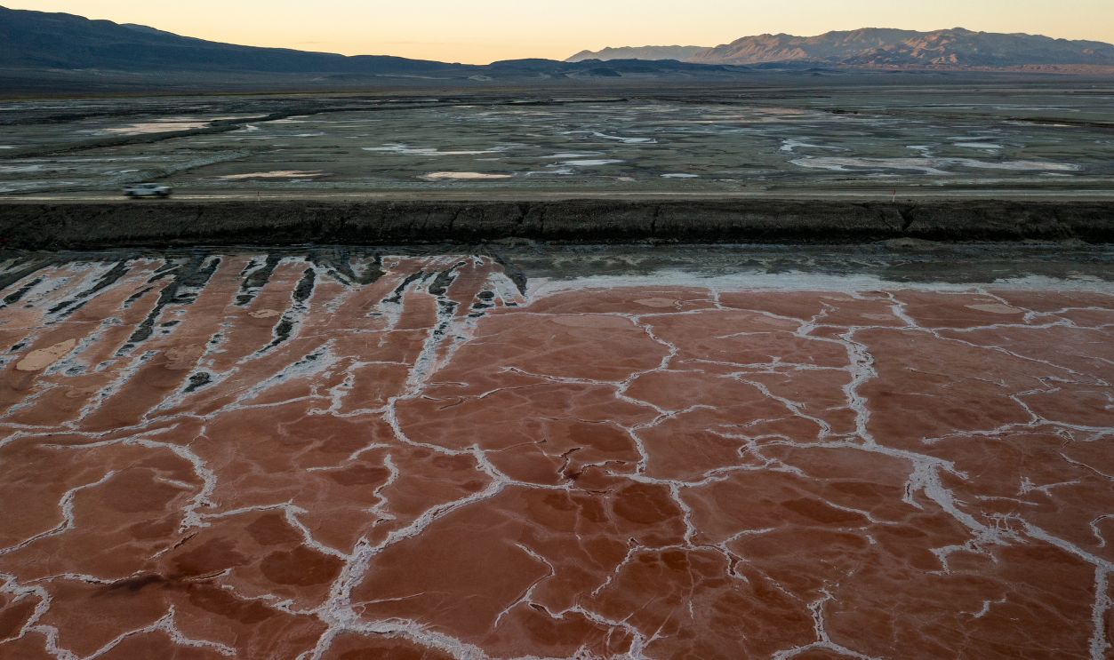 California In Third Consecutive Year Of Drought LONE PINE, CA - AUGUST 22: In an aerial view, evaporation ponds are seen in the remnants of Owens Lake on August 22, 2022 near Lone Pine, California. 