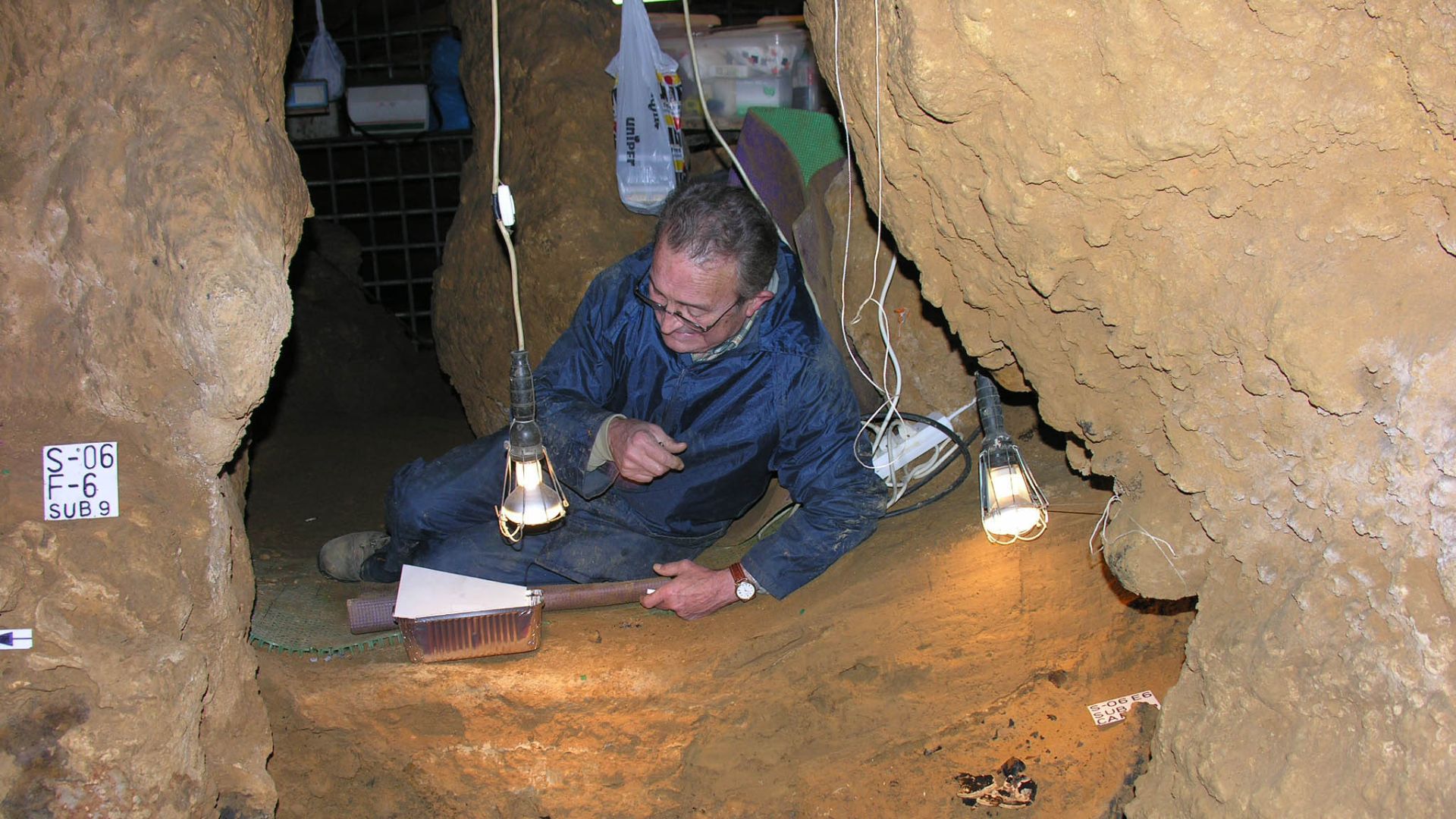 Javier Fortea Pérez - Cueva del Sidrón, campaña 2006