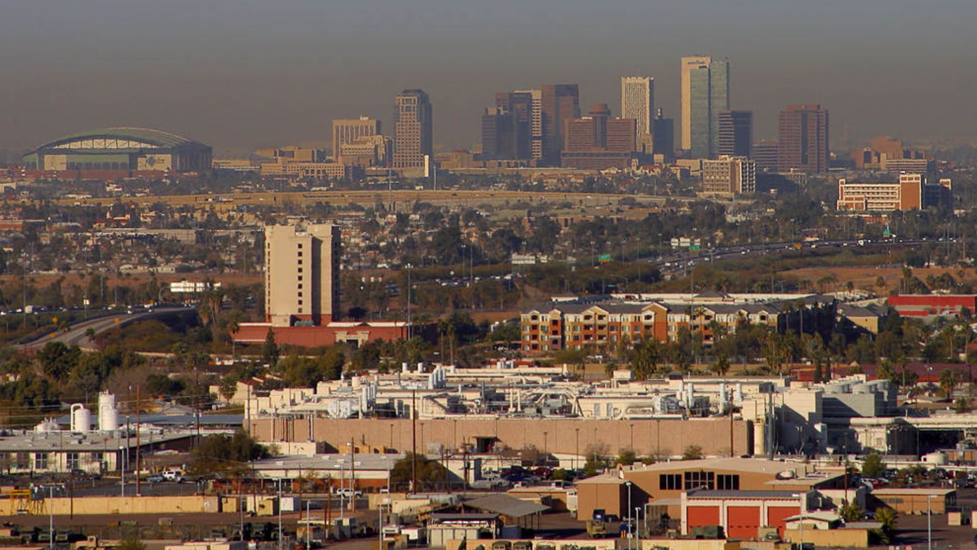 View of Phoenix skyline from the zoo. Taken 2004-02-16. 
Source: http://pdphoto.org/PictureDetail.php?mat=pdef&pg=7954