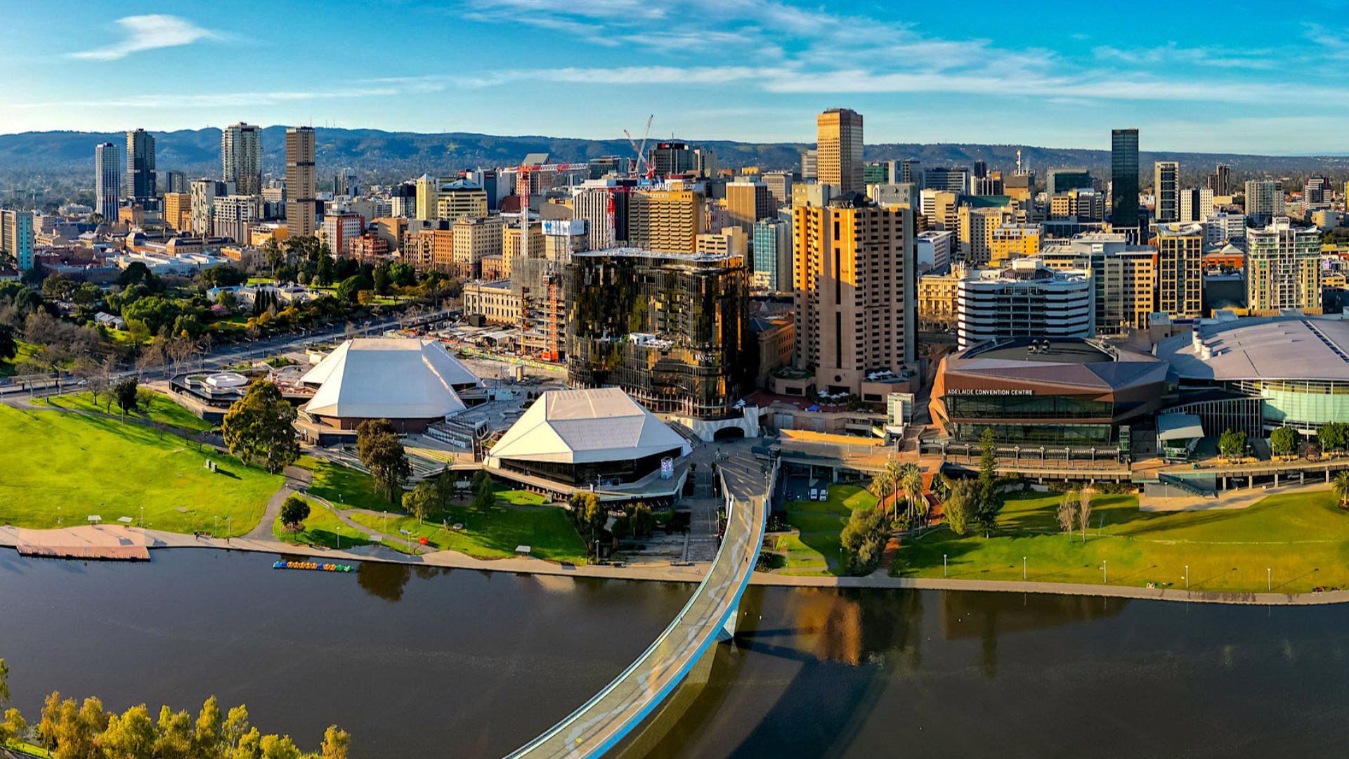 The skyline of Adelaide and the River Torrens in December 2022