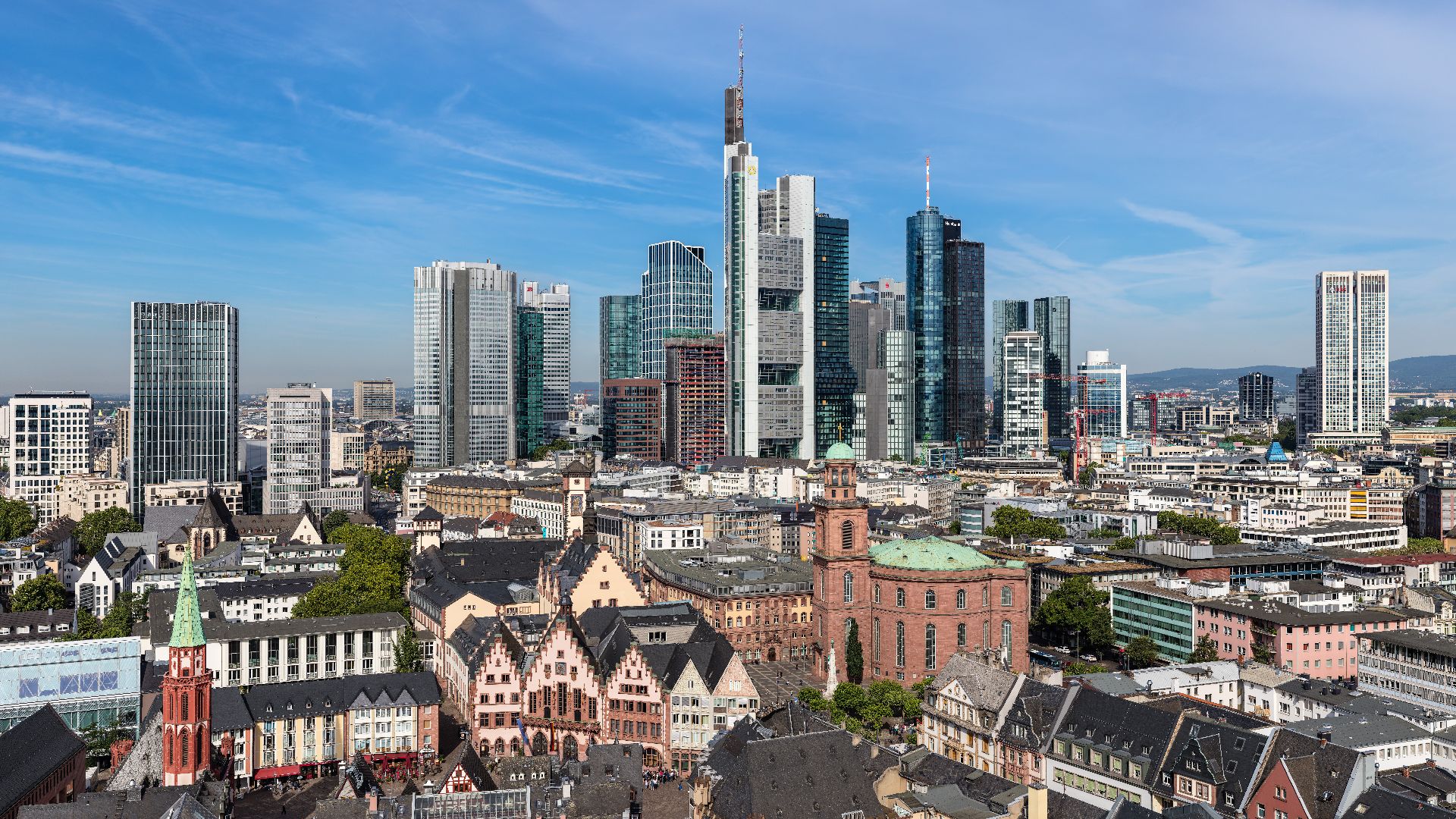 Historical city centre of Frankfurt (Germany) with Frankfurt Skyline behind