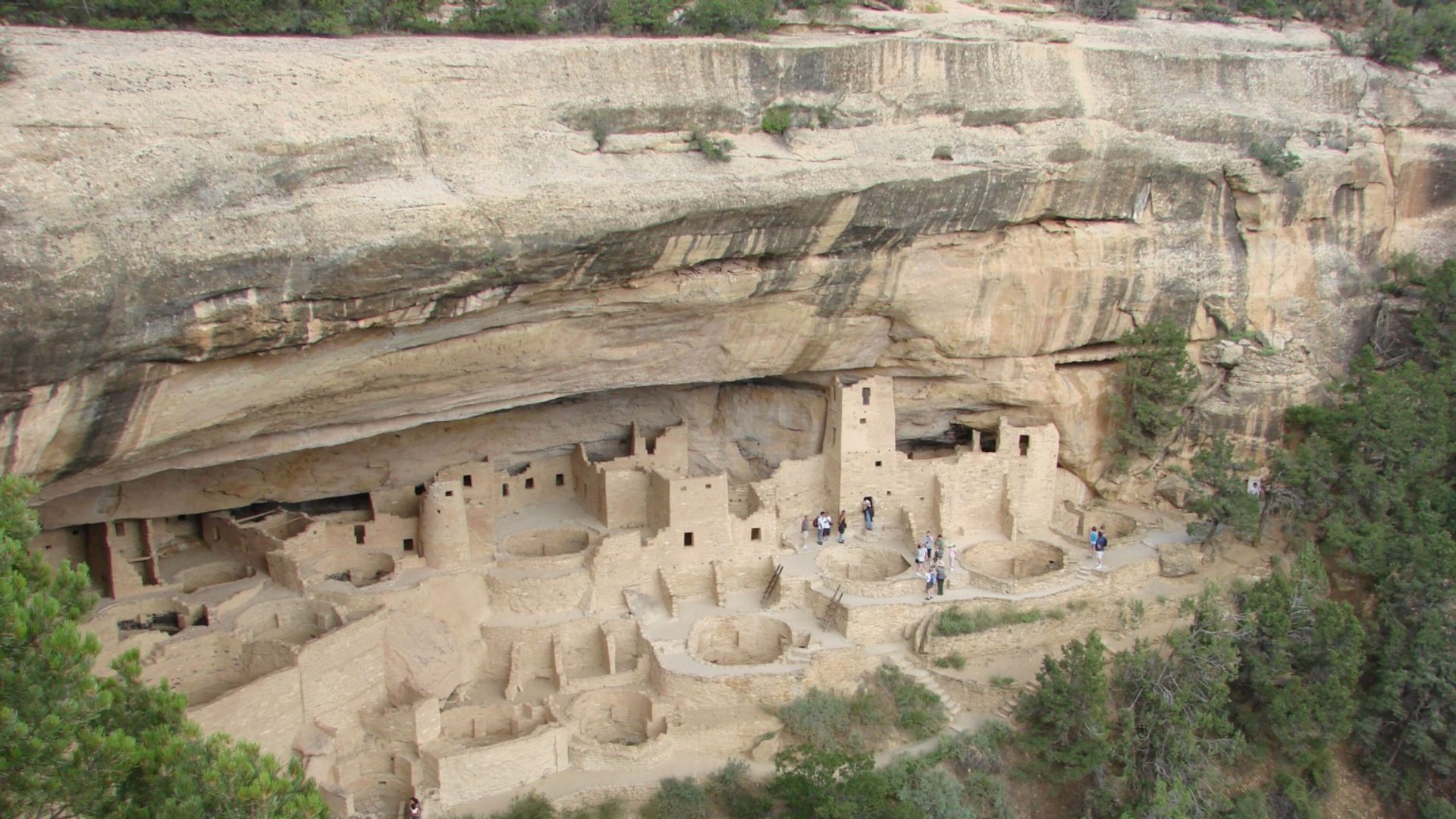 (1 of a 13-picture set)
The Cliff Palace is one of the most well known of the pueblo period.  It is huge, and thought to be the largest such dwelling in the northern hemisphere.  The tour takes some stamina as there is climbing involved and the path is st