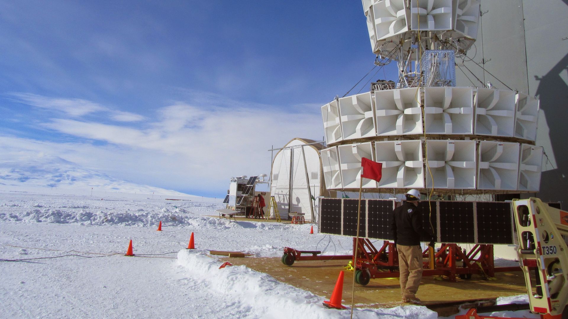 One of a set of photos related to the ANITA (Antarctic Impulsive Transient Antenna) instrument.

Credit: Ryan Nichol (UCL Physics & Astronomy)