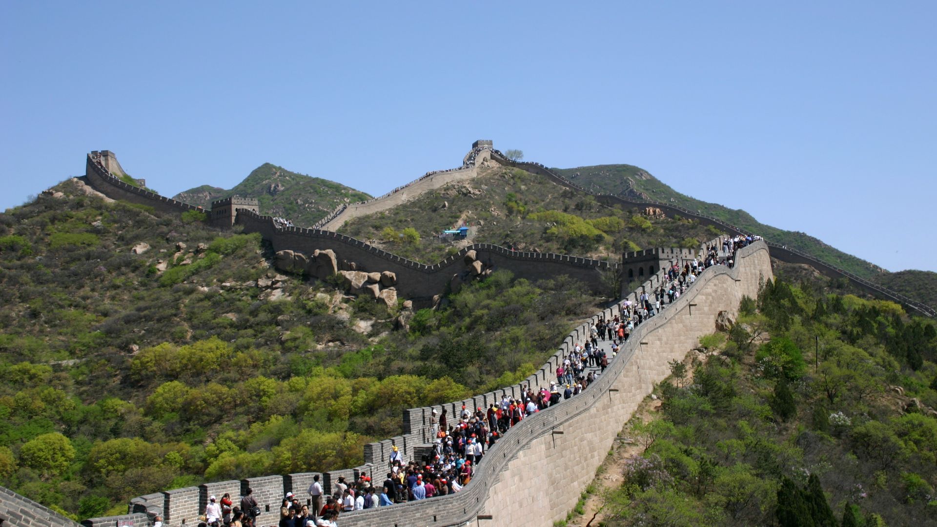 April morning view of the Great Wall of China at Badaling, 2004