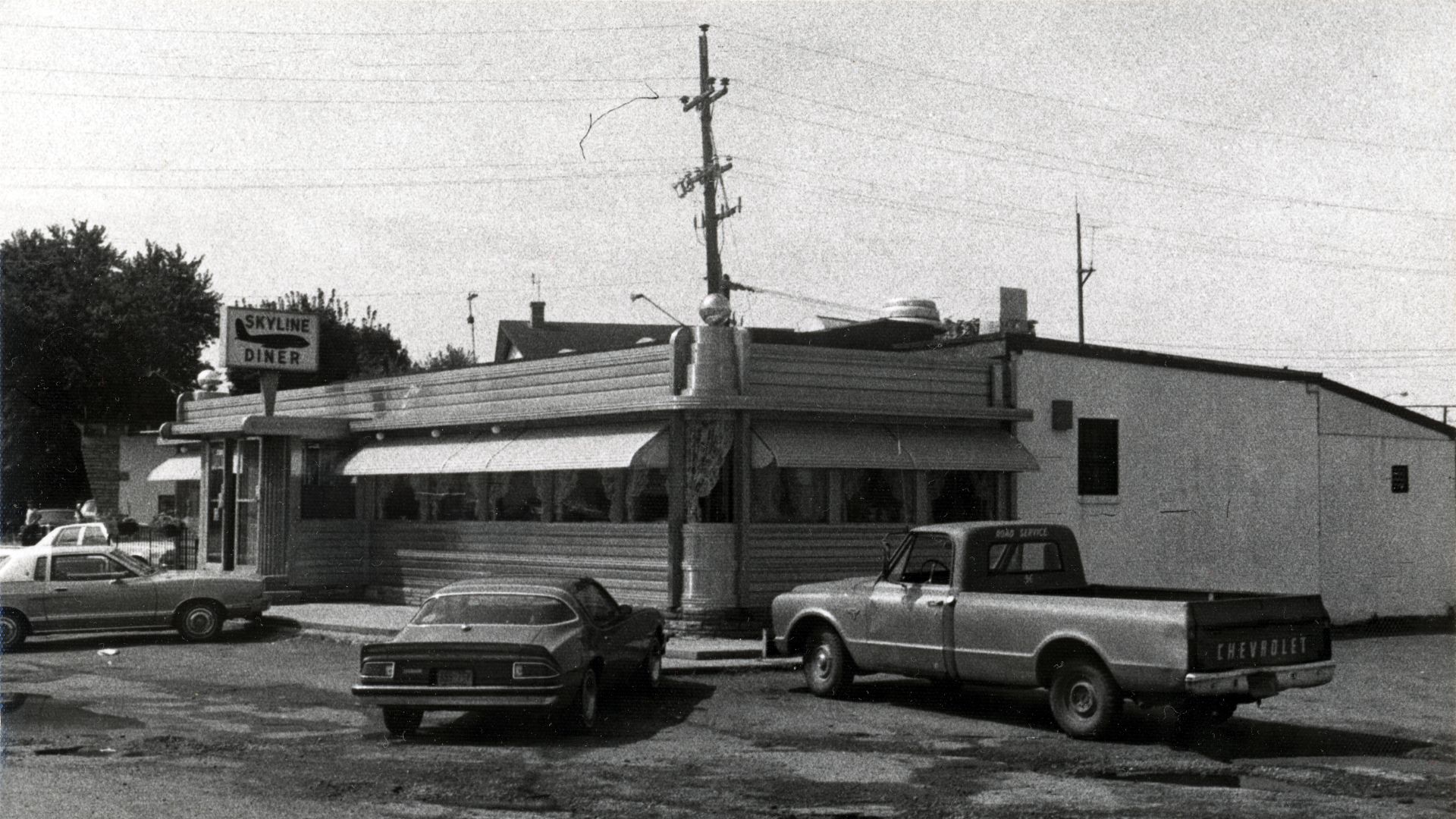 Skyline Diner in New Jersey in 1978.Camera: Kodak Retinette 1B 135mm film viewfinder camera, using Kodak film stock.Software: optimized, perhaps cropped, with DxO PhotoLab 6 Elite, and likely further optimized with Adobe Photoshop CS2, from an 139mm x 88m