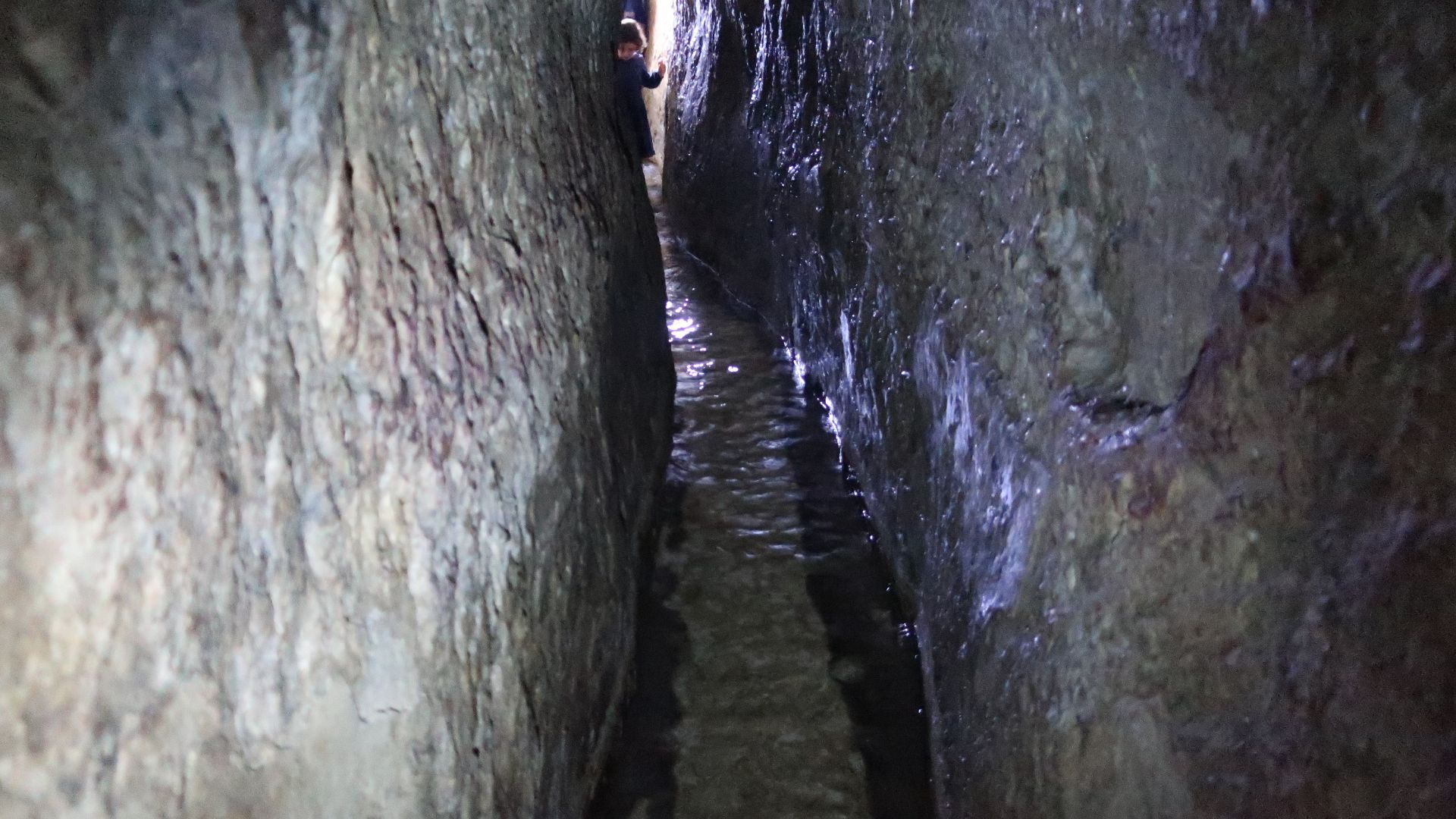 Conduit cut through the rock at Hezekiah's tunnel (City of David)