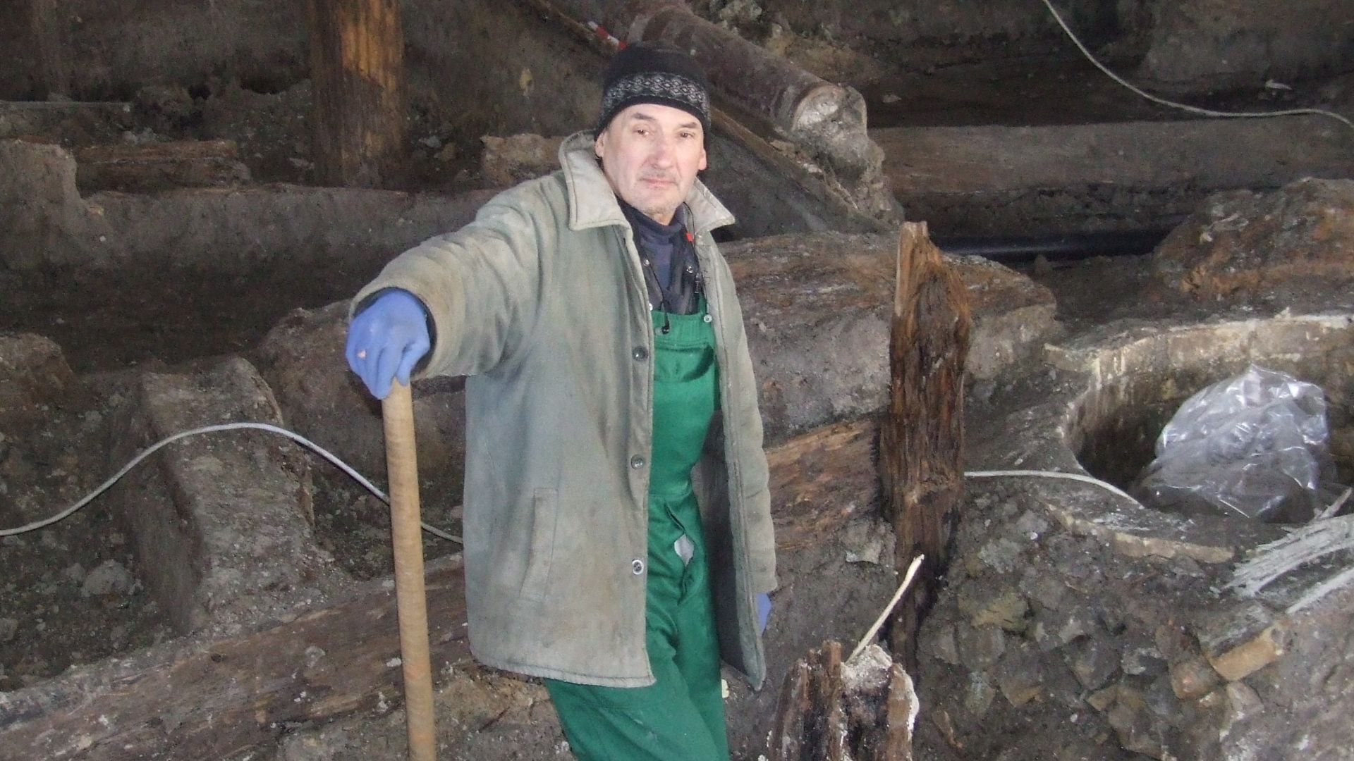 Archeologist Sergiy Kupriy in the process of excavations at Poshtova Square in Kyiv in February-March of 2015. The archeologists have found the remains of city buildings (site coverage), tools, utensils, tableware, not significant number of adornments.