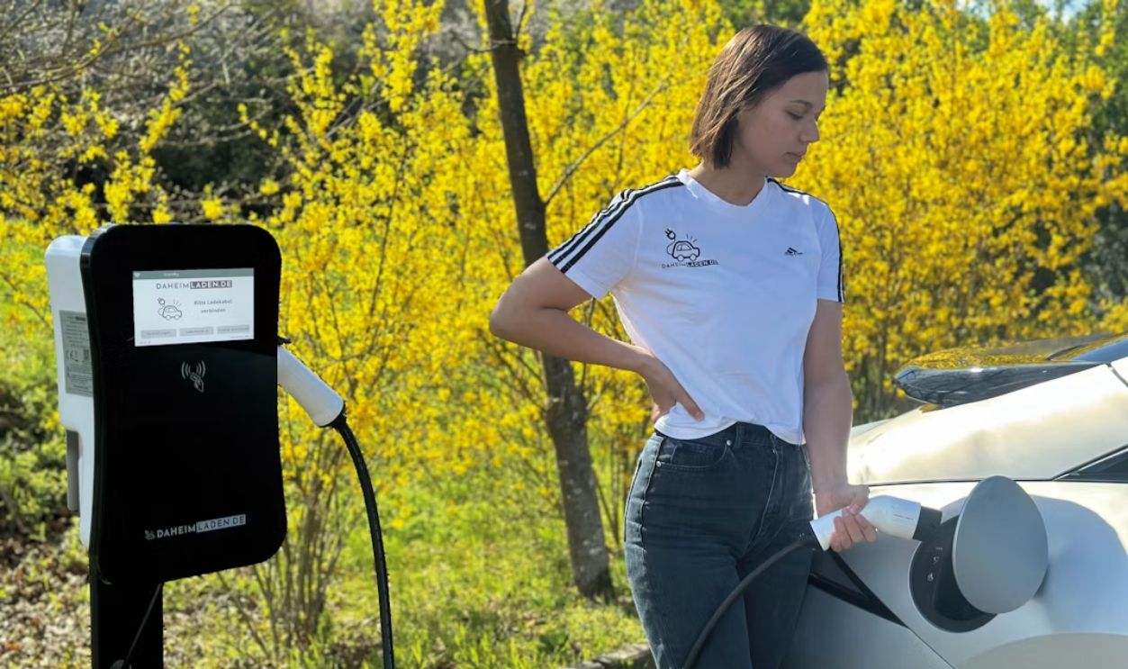 Fast Charger vs Slow Charger