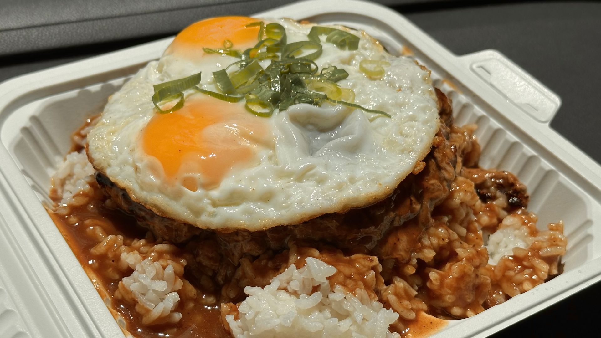 Loco Moco at Ethel's Grill, Honolulu, Hawaii