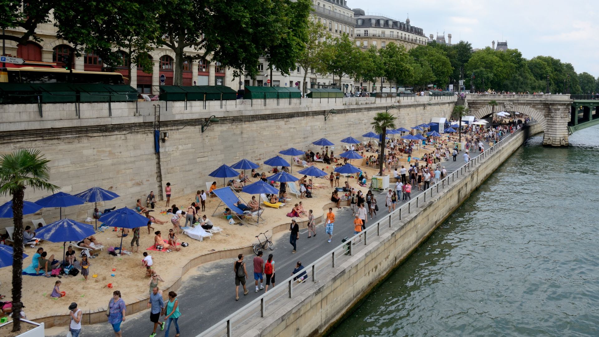 Paris-Plage, summer event along the river Seine, Paris