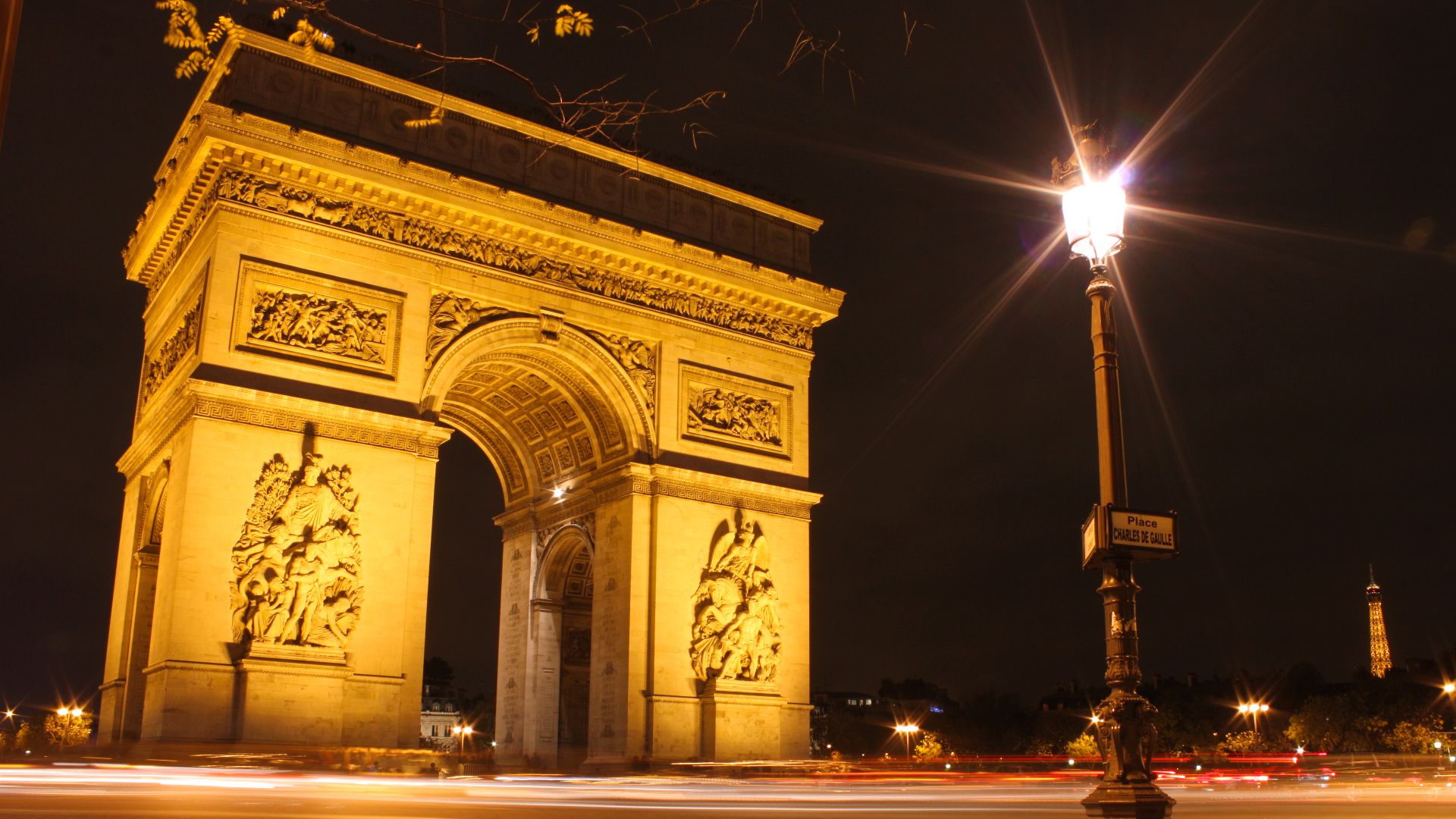 Arc de Triomphe, Paris.