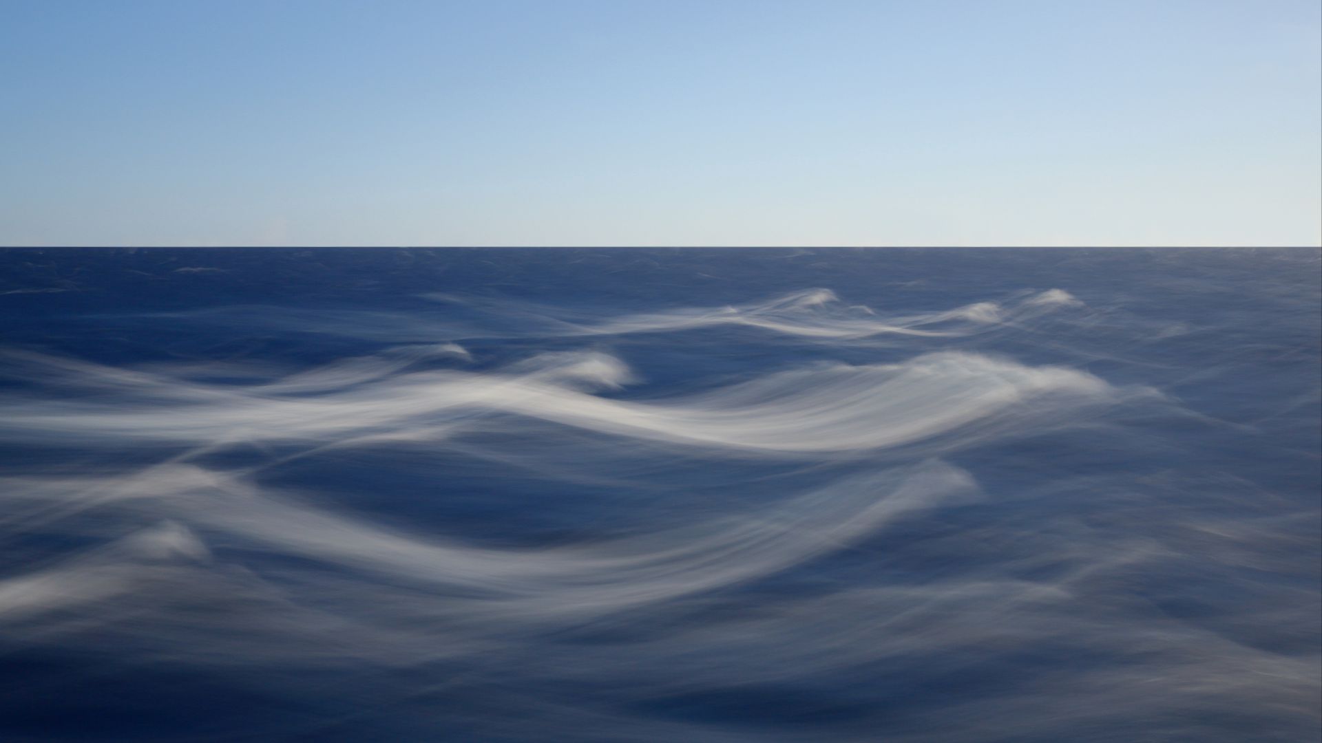 Impression of the Caribbean Sea. Shutter speed of >20s in daylight achieved by using a 3.0 ND filter.