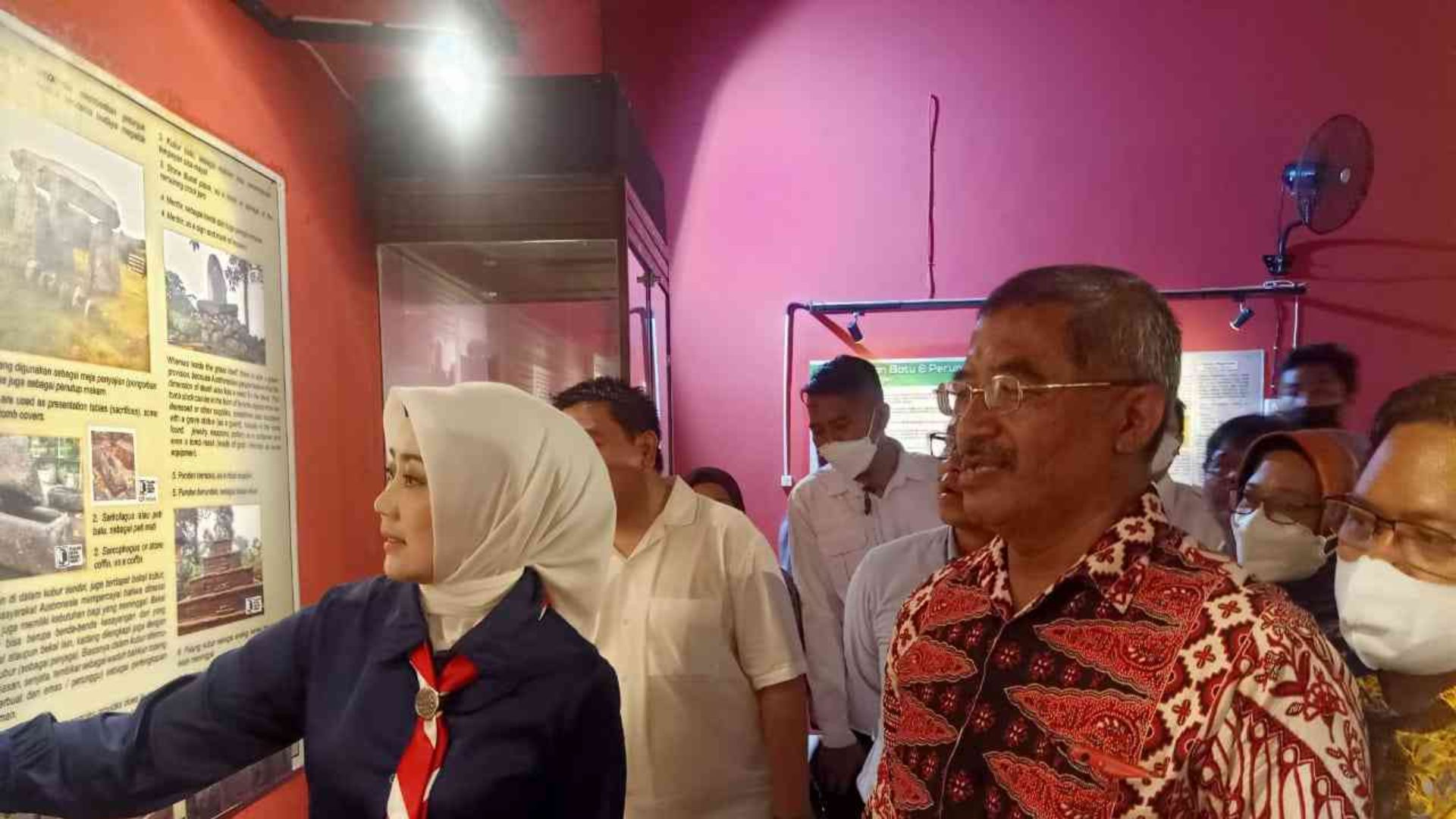 Pada 16 November 2022 Istri Gubernur Jawa Barat, Atalia Praratya Ridwan Kamil, telah mengunjungi Museum History of Sundaland. Dalam kunjungan itu Atalia menyebut bahwa Museum History of Sundaland patut menjadi rujukan Merdeka Belajar bertemakan outdoor le
