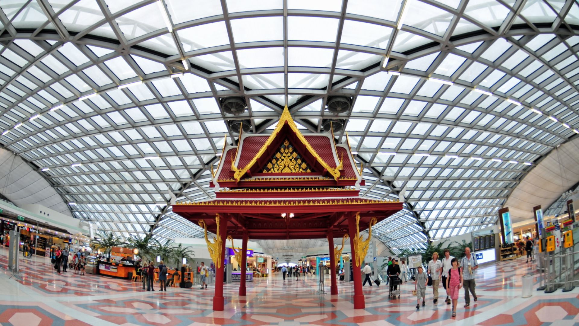 Sala (Thai pavilion) at Suvarnabhumi Airport, Bangkok, Thailand - between the C and the D gates