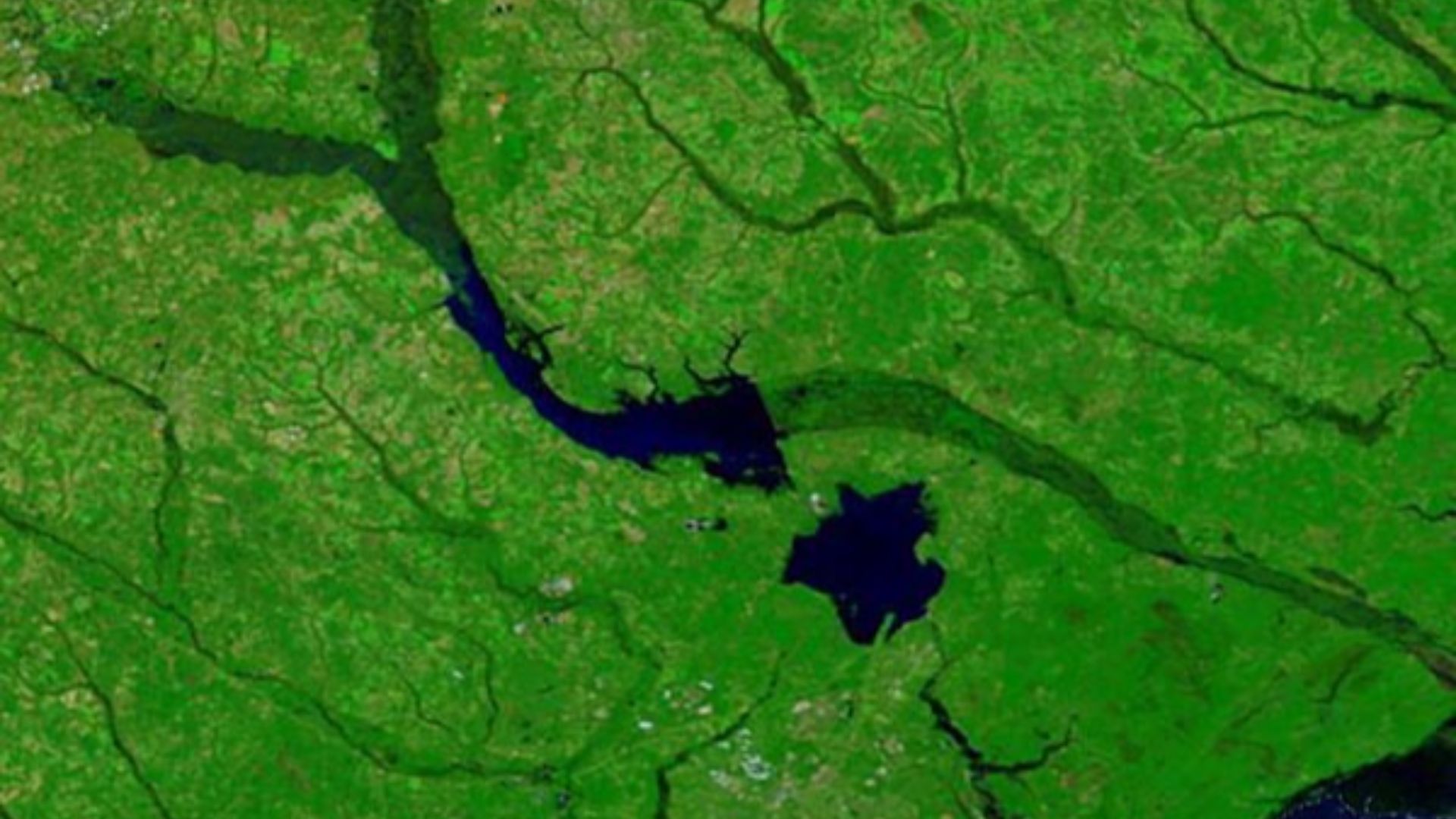 March 12, 2024 March 13, 2023
After a wet start to the year, a line of storms brought record-setting rains to parts of South Carolina in early March 2024. According to the National Weather Service, the city of Charleston received 3.63 inches of rain on Ma