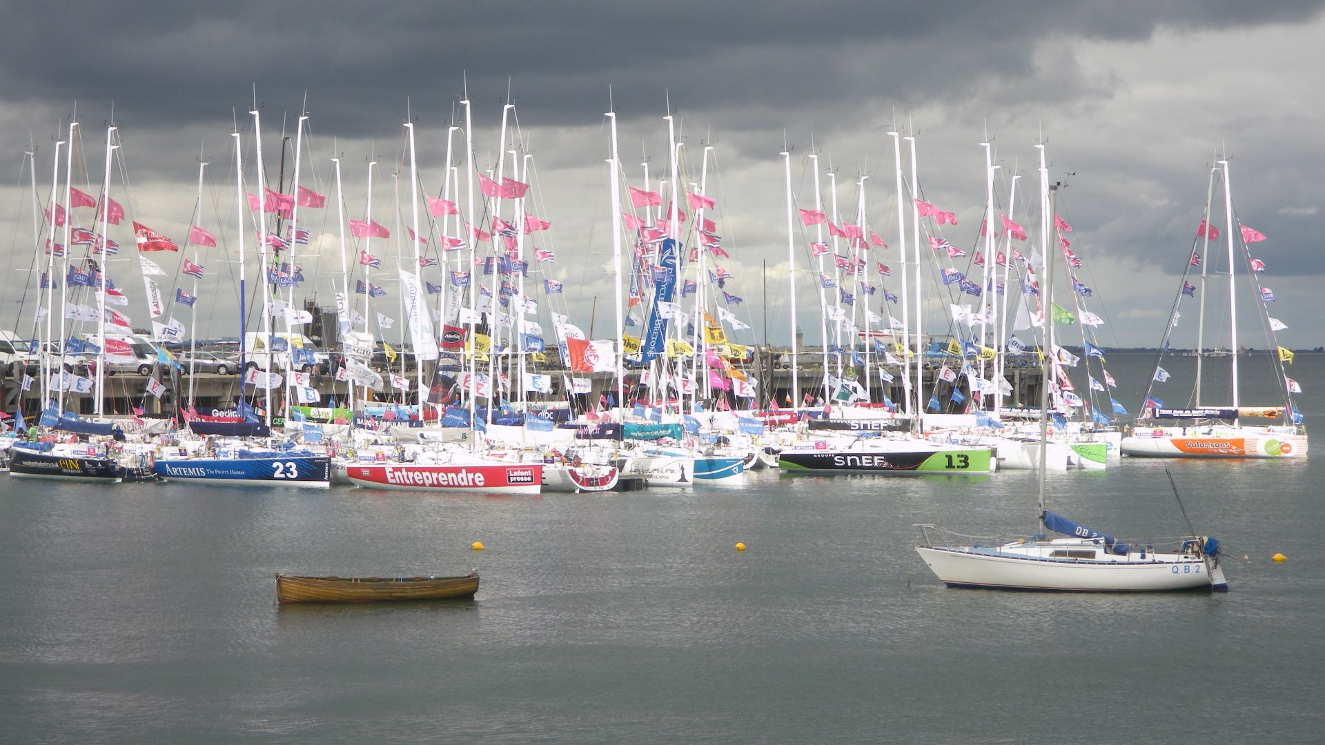 Flotte de la Solitaire du Figaro 2011 à Dún Laoghaire