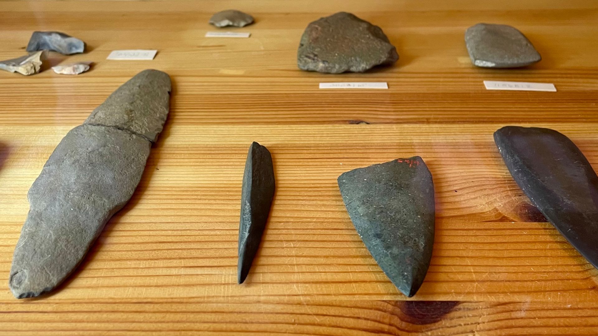 Prehistoric stone tools from Pidhipudas, Finland