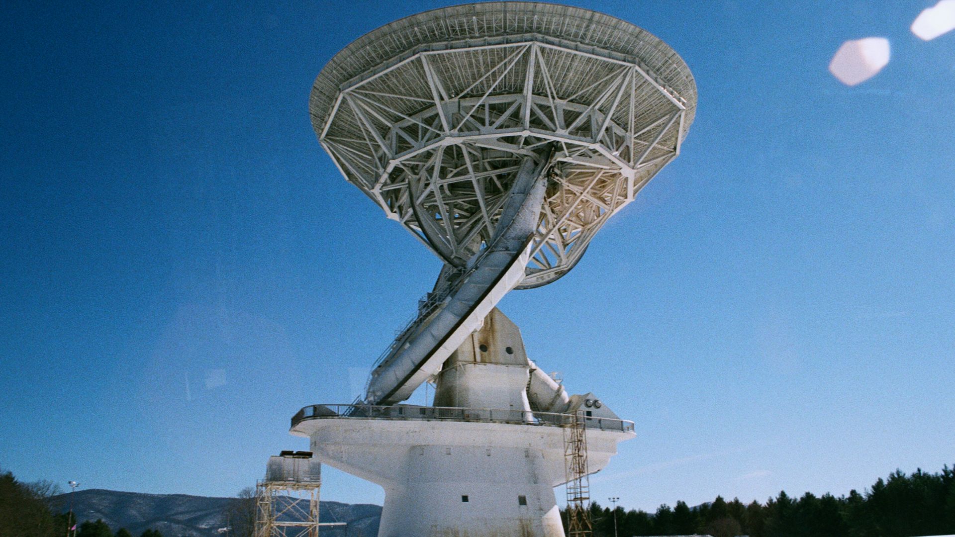 Green Bank 140 Foot Telescope