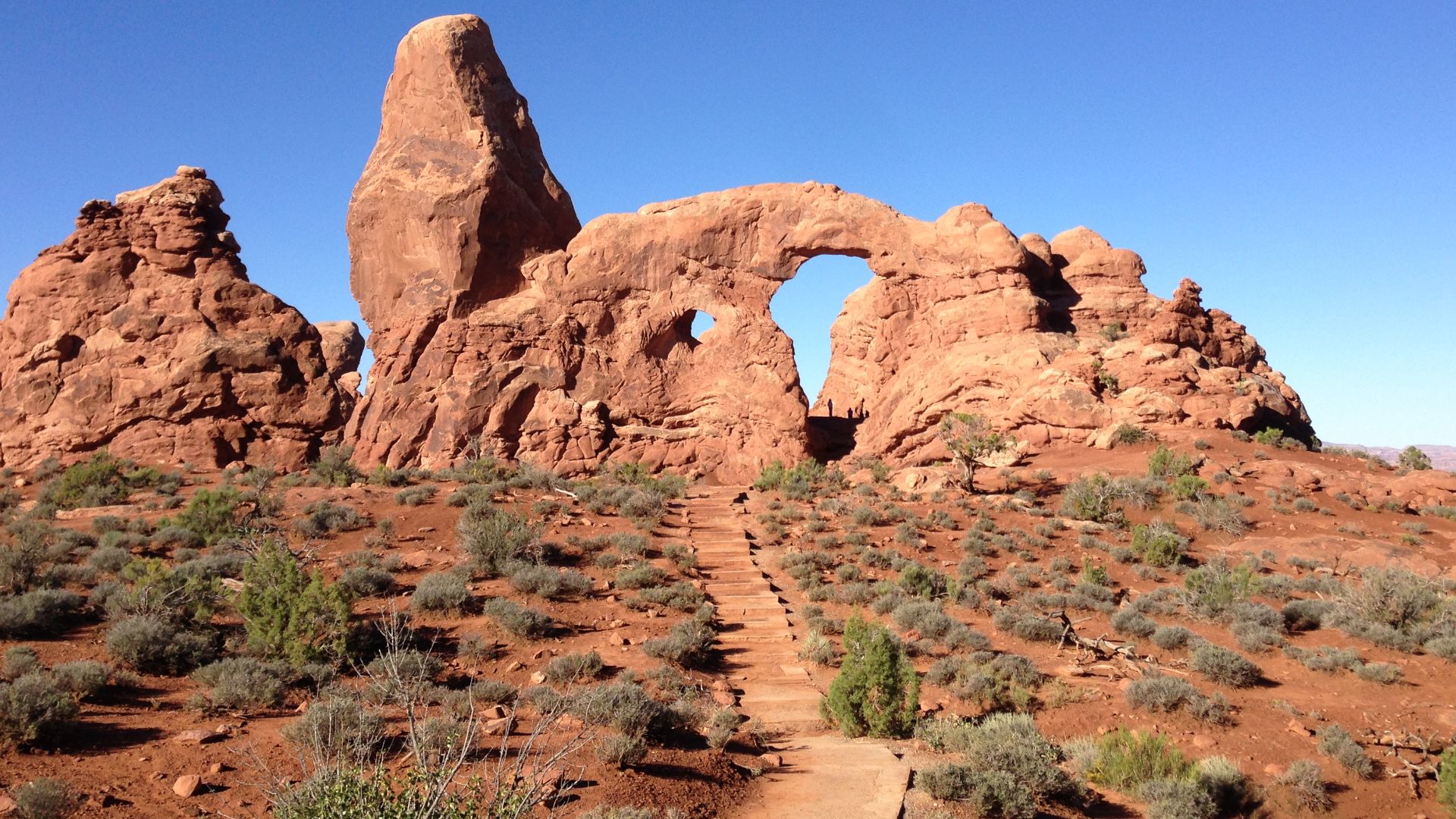 View of Turret Arch in Arches National Park
