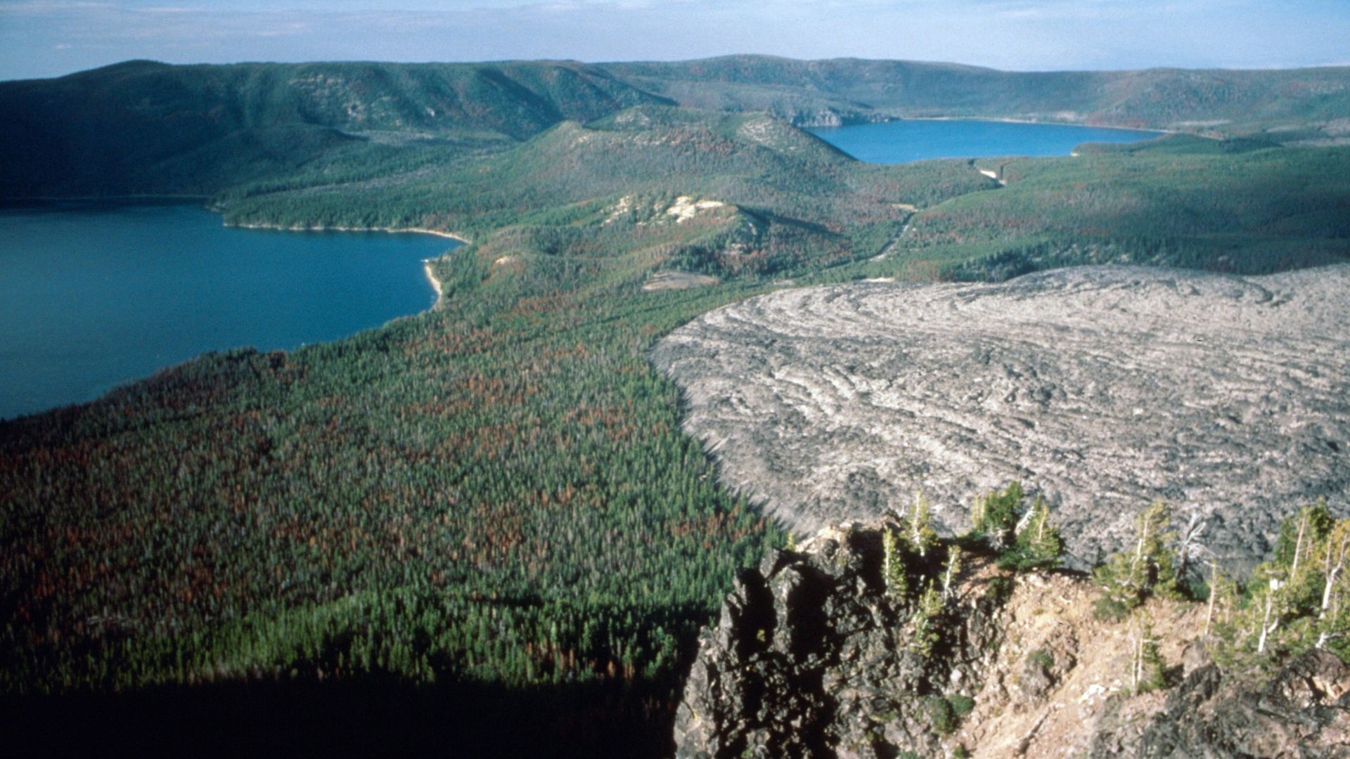 Newberry Caldera showing Paulina and East Lakes, and Big Obsidian Flow.
