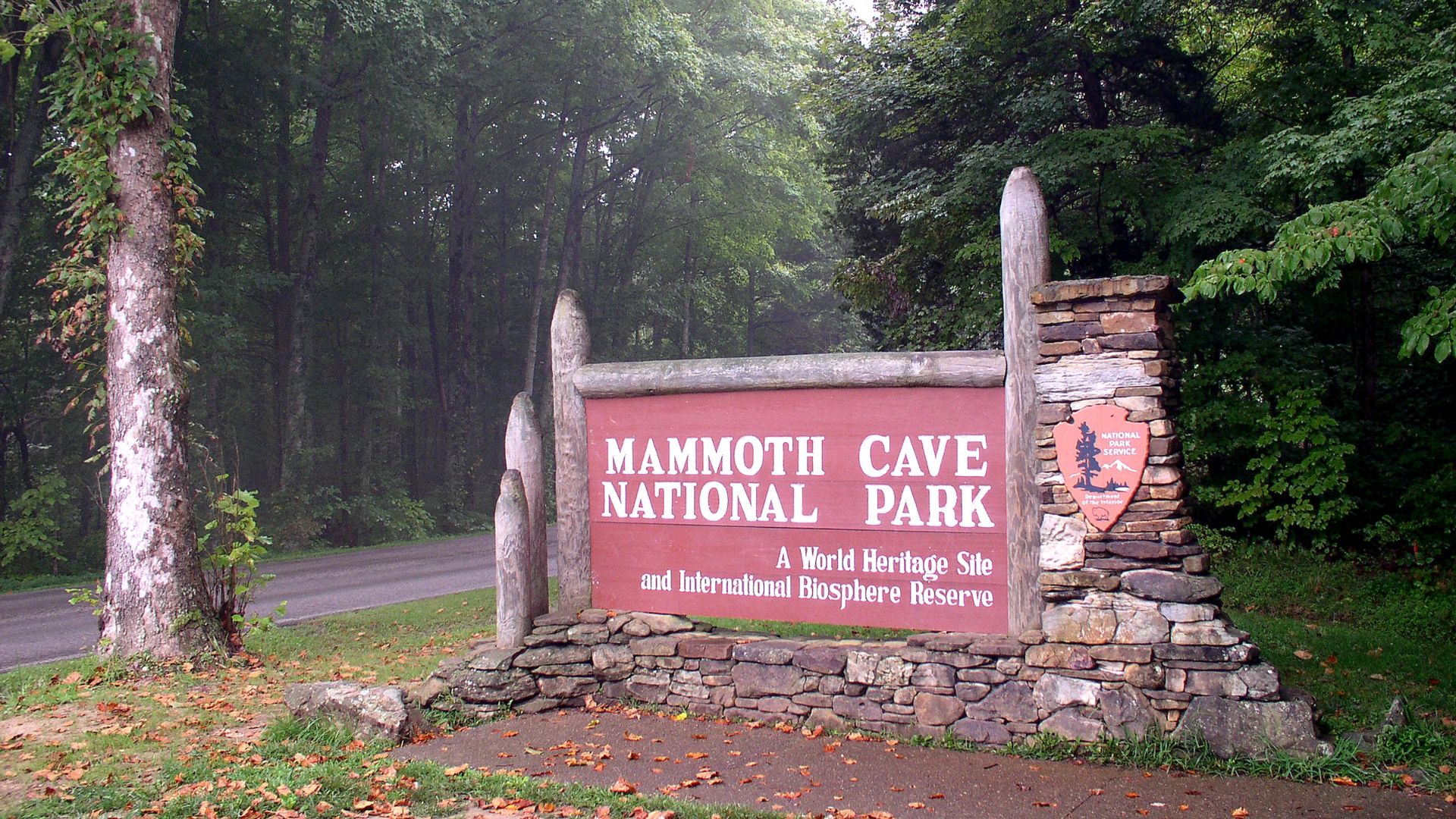 Location Mammoth Cave National Park
Description  Mammoth Cave National Park preserves the cave system and a part of the Green River valley and hilly country of south central Kentucky. This is the world's longest cave system, with more than 365 miles explo
