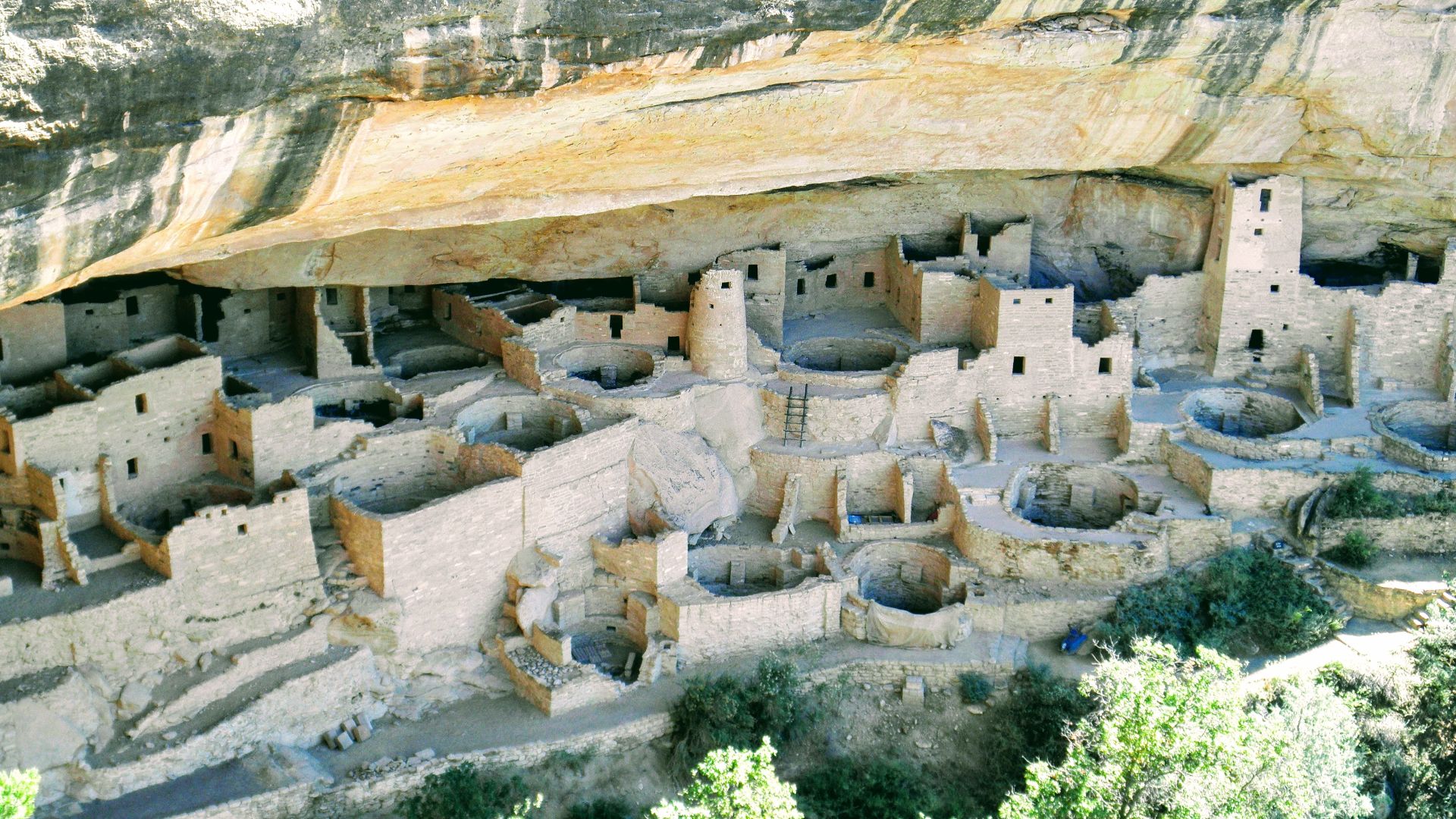 File:Mesa Verde National Park Cliff Dwelling.jpg