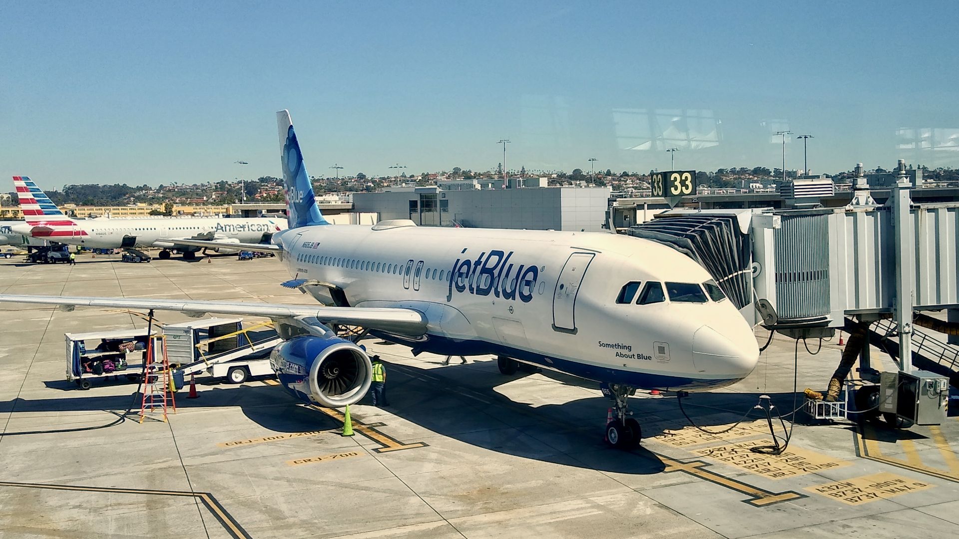 Airbus A320 N665JB JetBlue at San Diego (SAN)