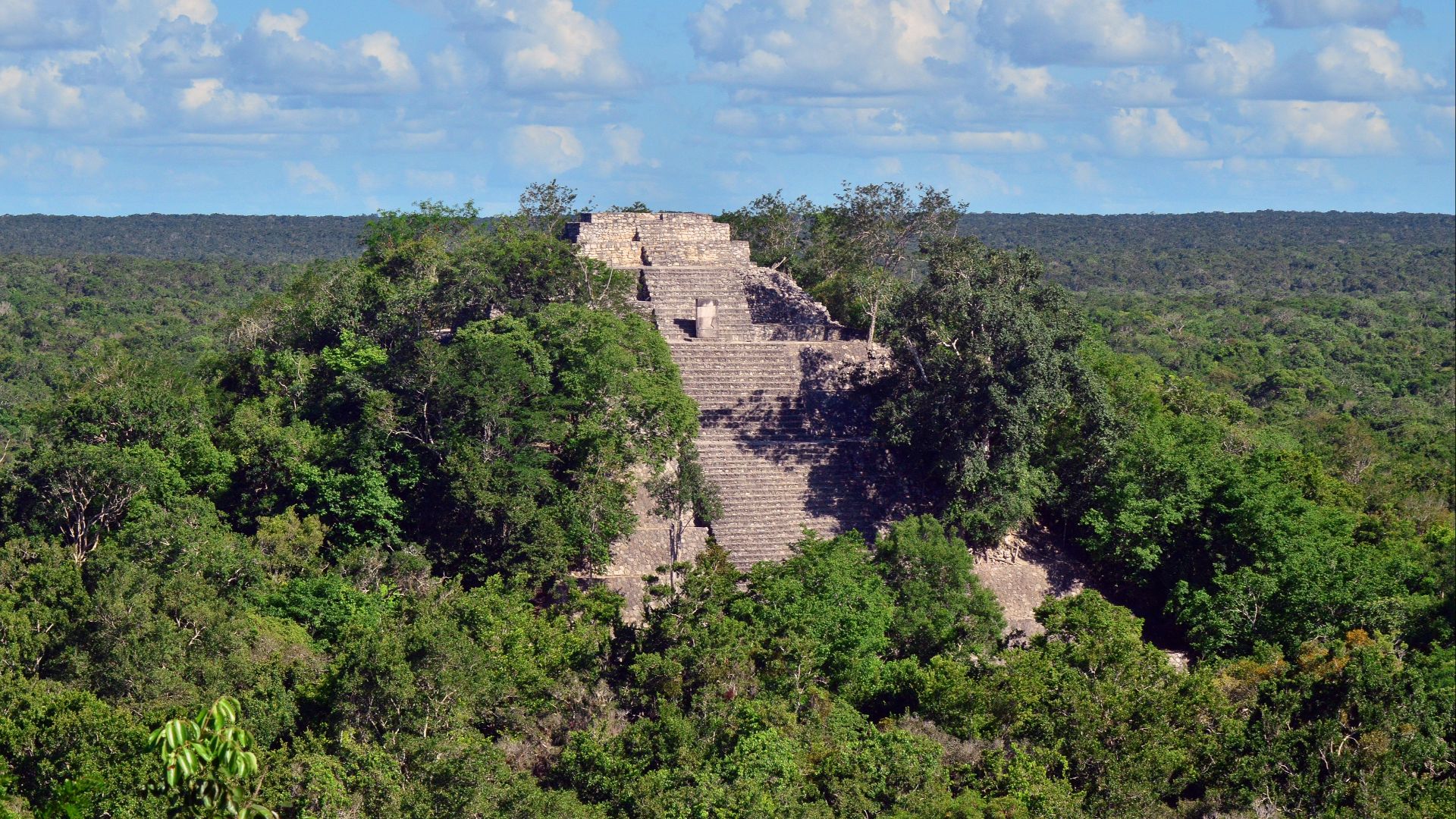 This is a photo of a monument in Mexico, identified by ID