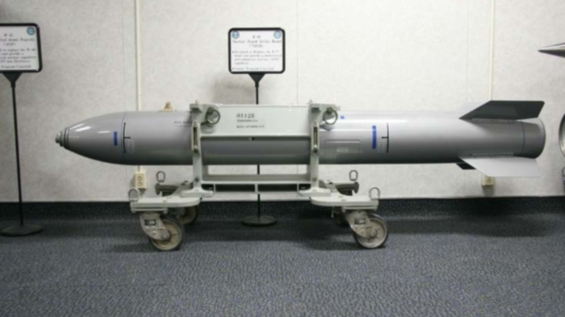 A B90 nuclear depth bomb in the unclassified section at the Nuclear Weapons Instructional Museum, Kirtland Airforce Base, New Mexico
