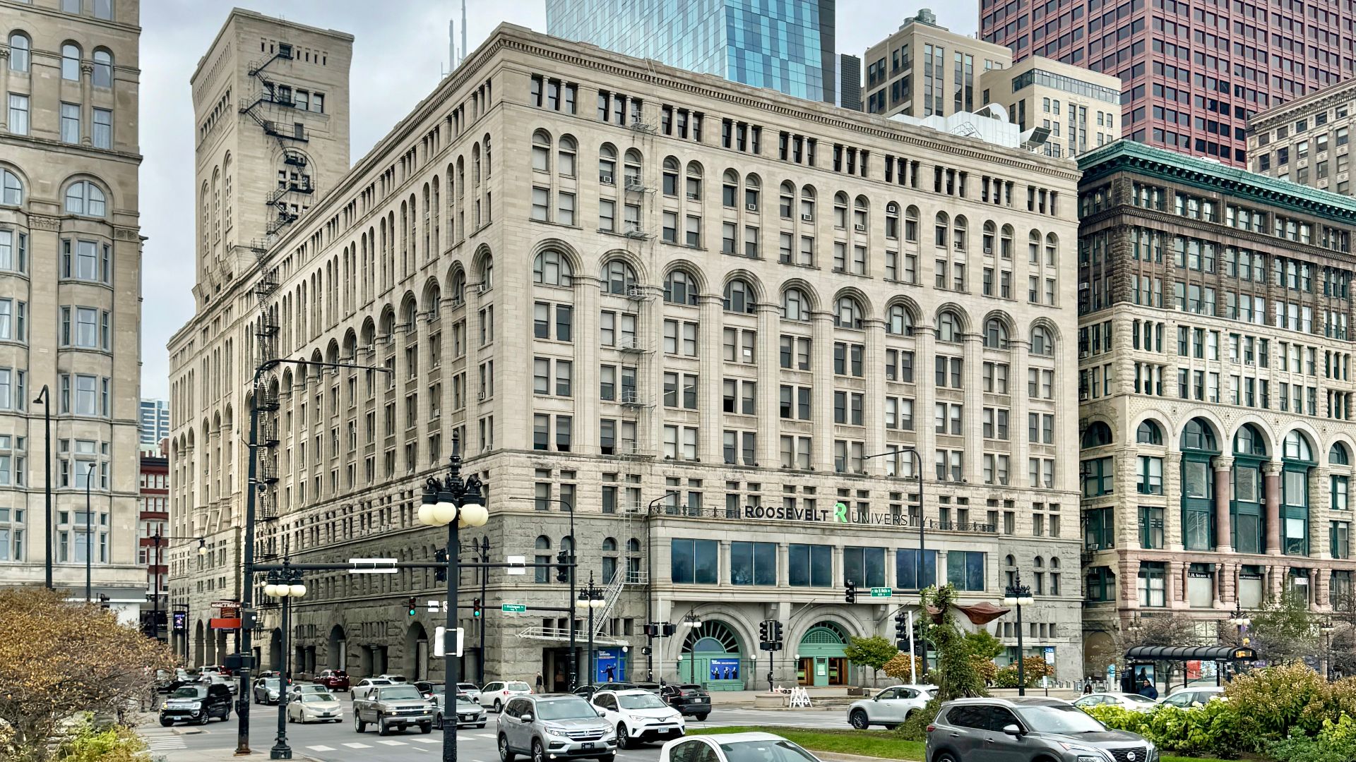 Built in 1889-1890, this Richardsonian Romanesque Revival and Chicago School-style building was designed by Adler and Sullivan to serve as a multi-use complex with a 4,300-seat auditorium, 136 office suites, a 400-room hotel, and a dining hall.  The build