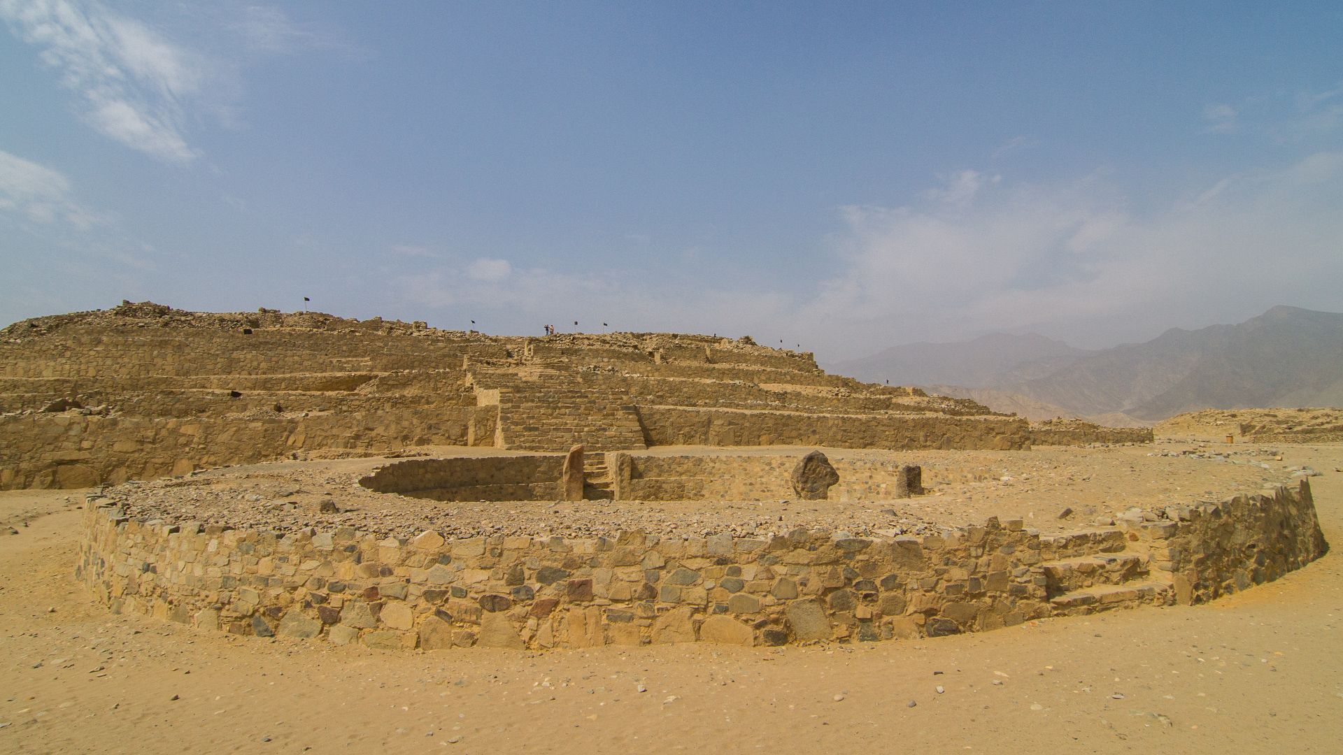 Caral, or Caral-Chupacigarro was a large settlement in the Supe Valley, near Supe, Barranca Province, Peru, some 200 kilometres north of Lima. Caral is the most ancient city of the Americas and a well-studied site of the Norte Chico civilization.
Caral wa
