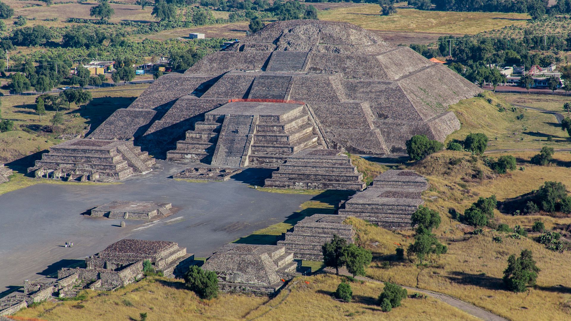 This is a photo of a monument in Mexico, identified by ID