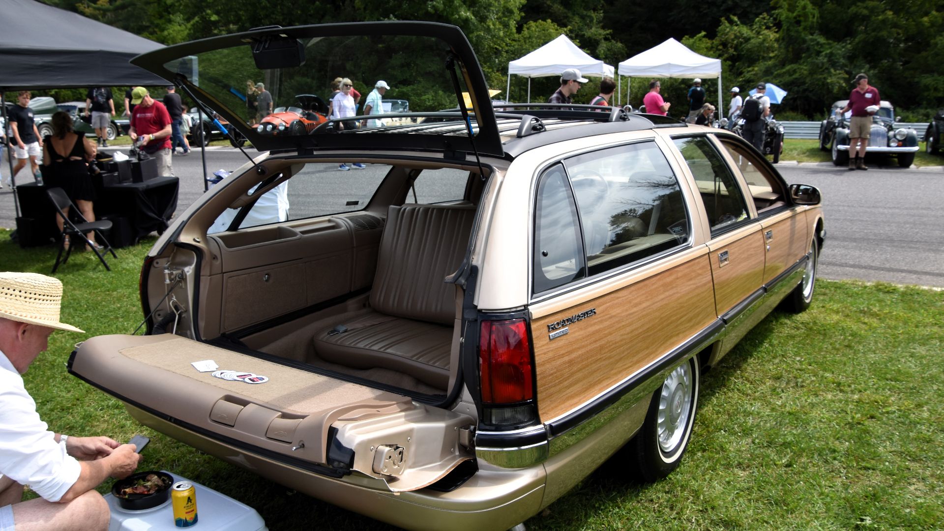 Buick Roadmaster Limited Estate Wagon (1996)