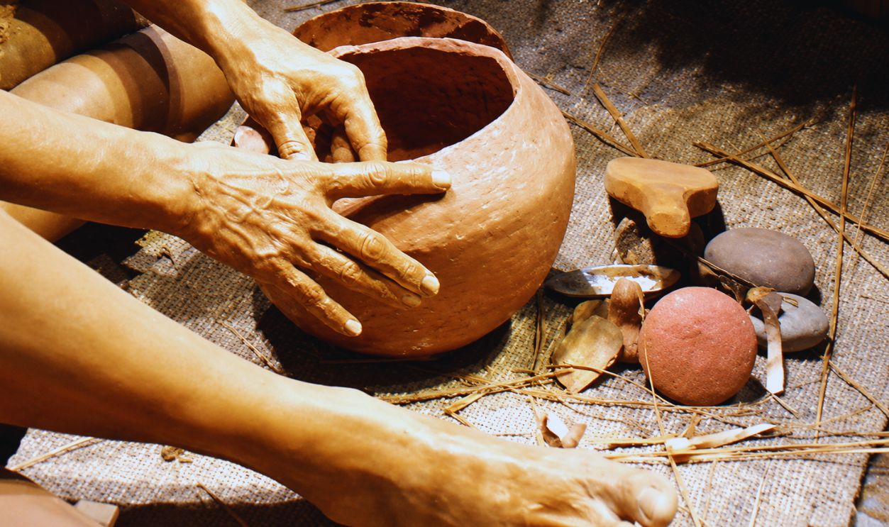 Cahokia pottery