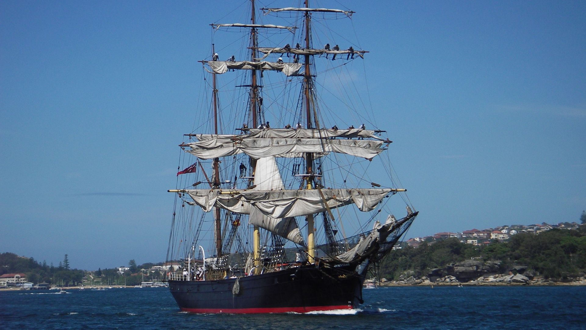 This is a Photo of the James Craig, a Barque built in 1874 and restored in 1997.
This photo was taken on Sydney Harbour just north of Rose Bay.