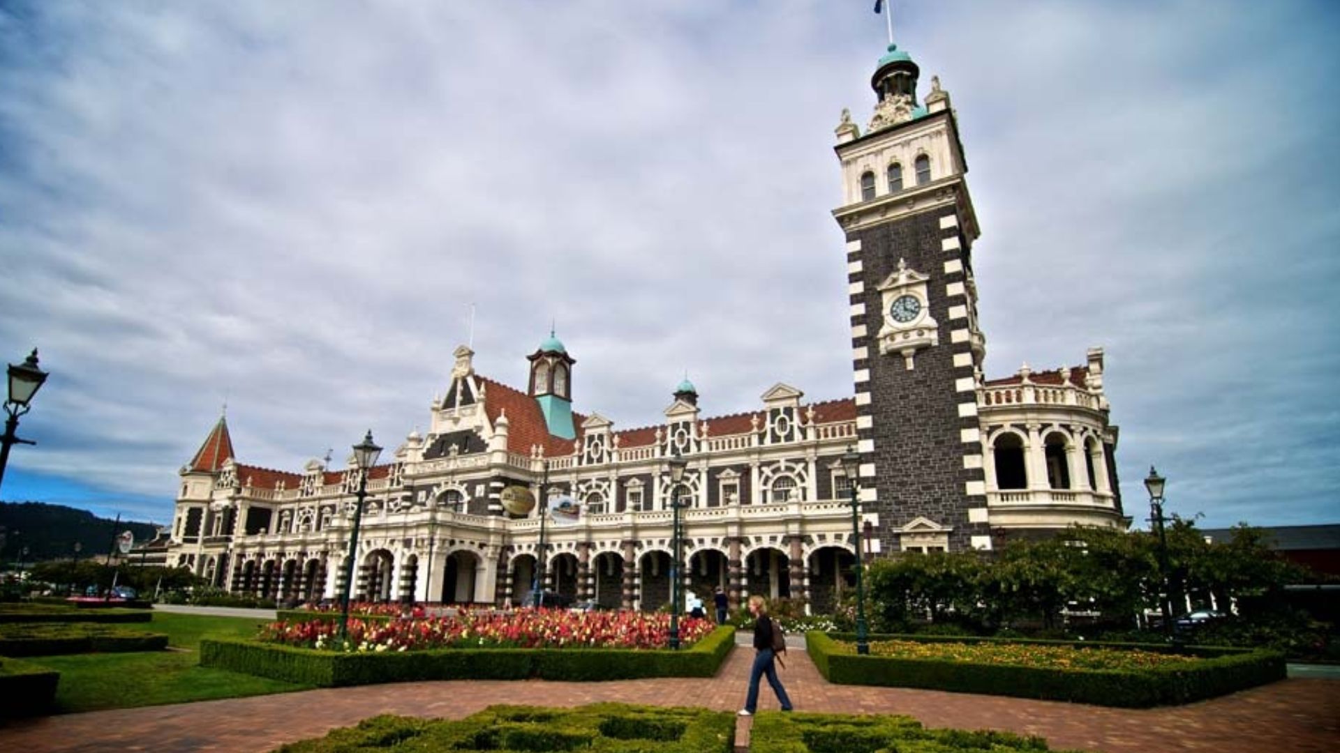 Dunedin railway station