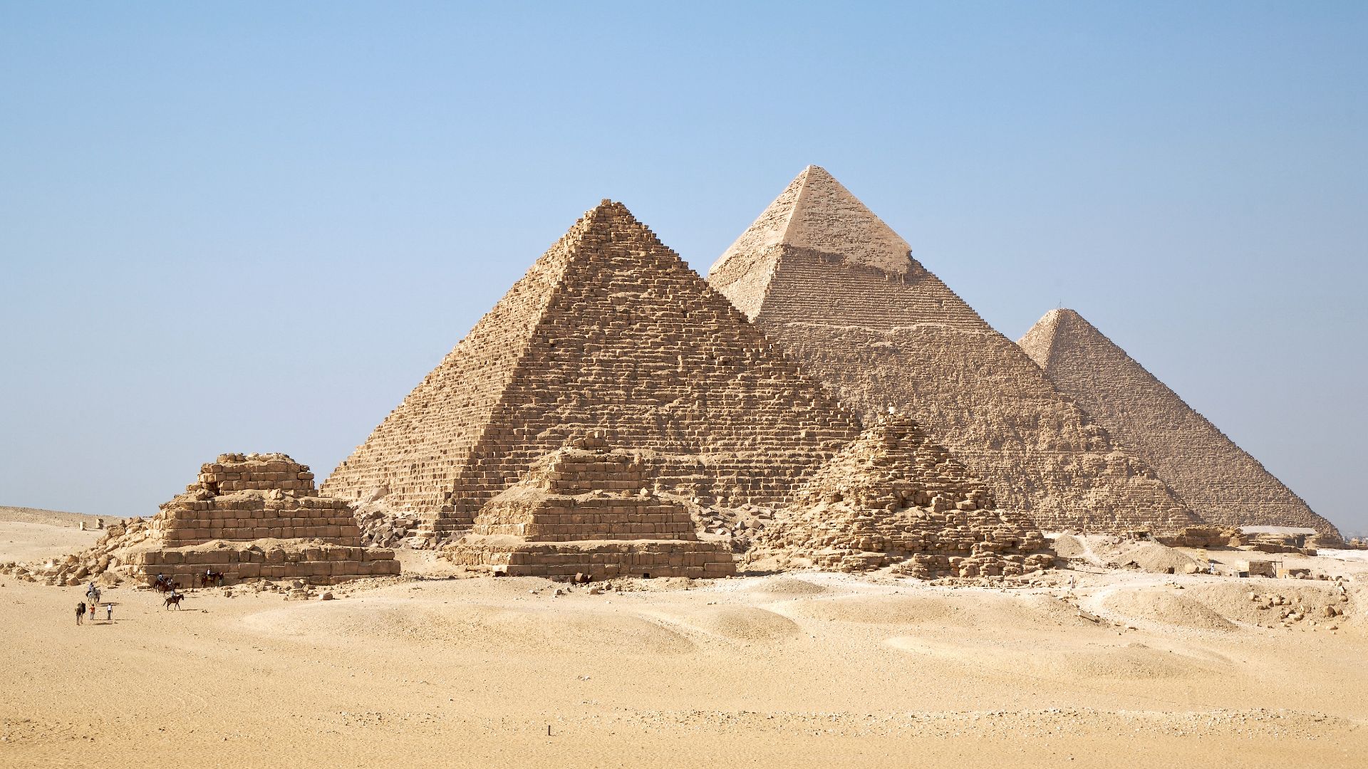 All Giza Pyramids in one shot.